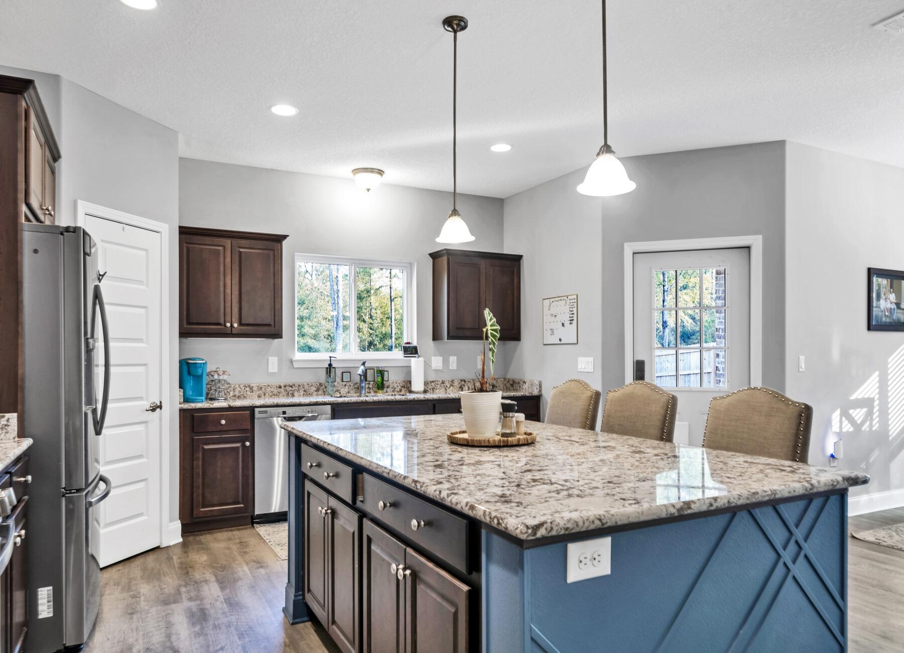 Nature Lake - Residential