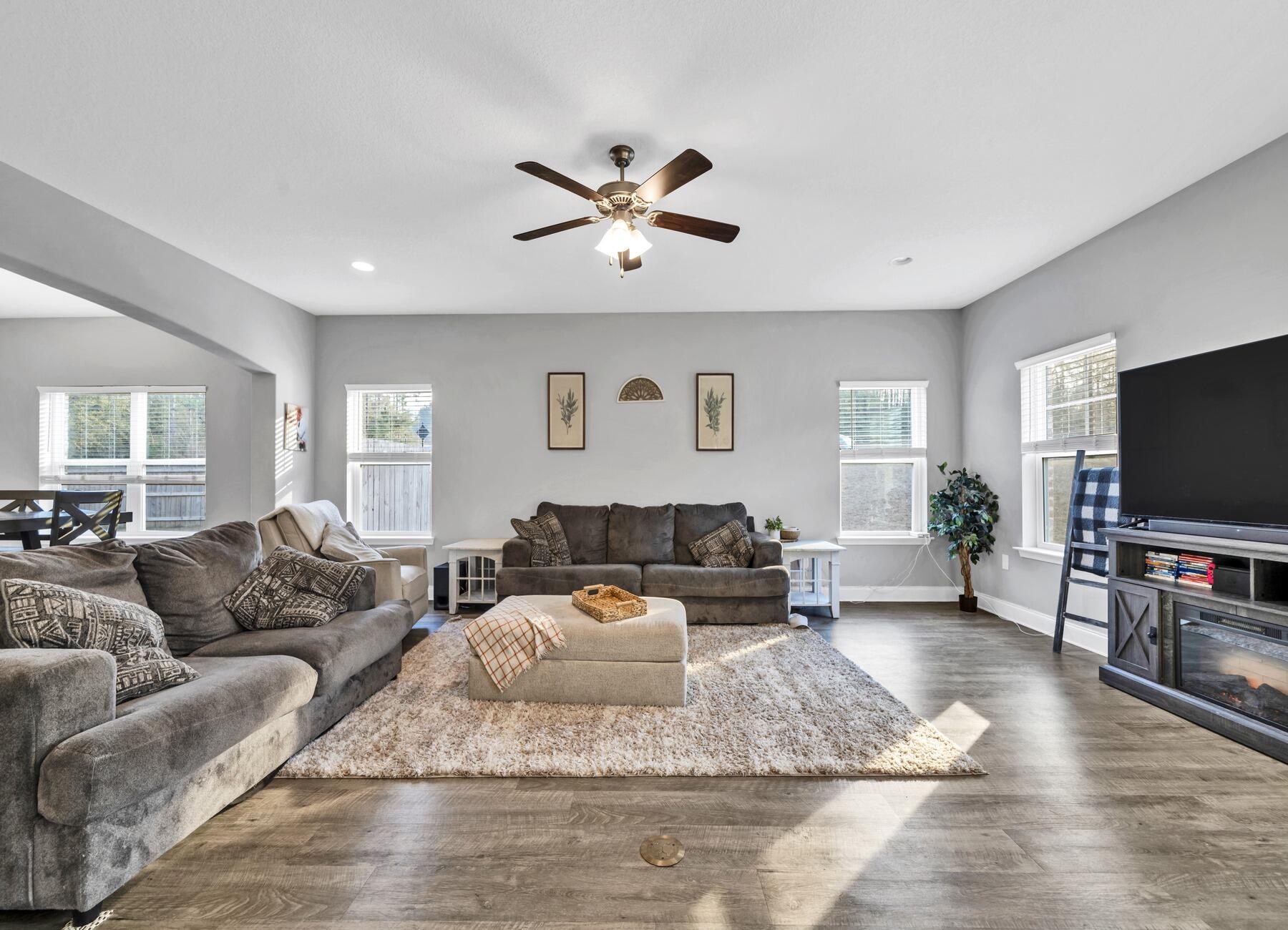 Nature Lake - Residential