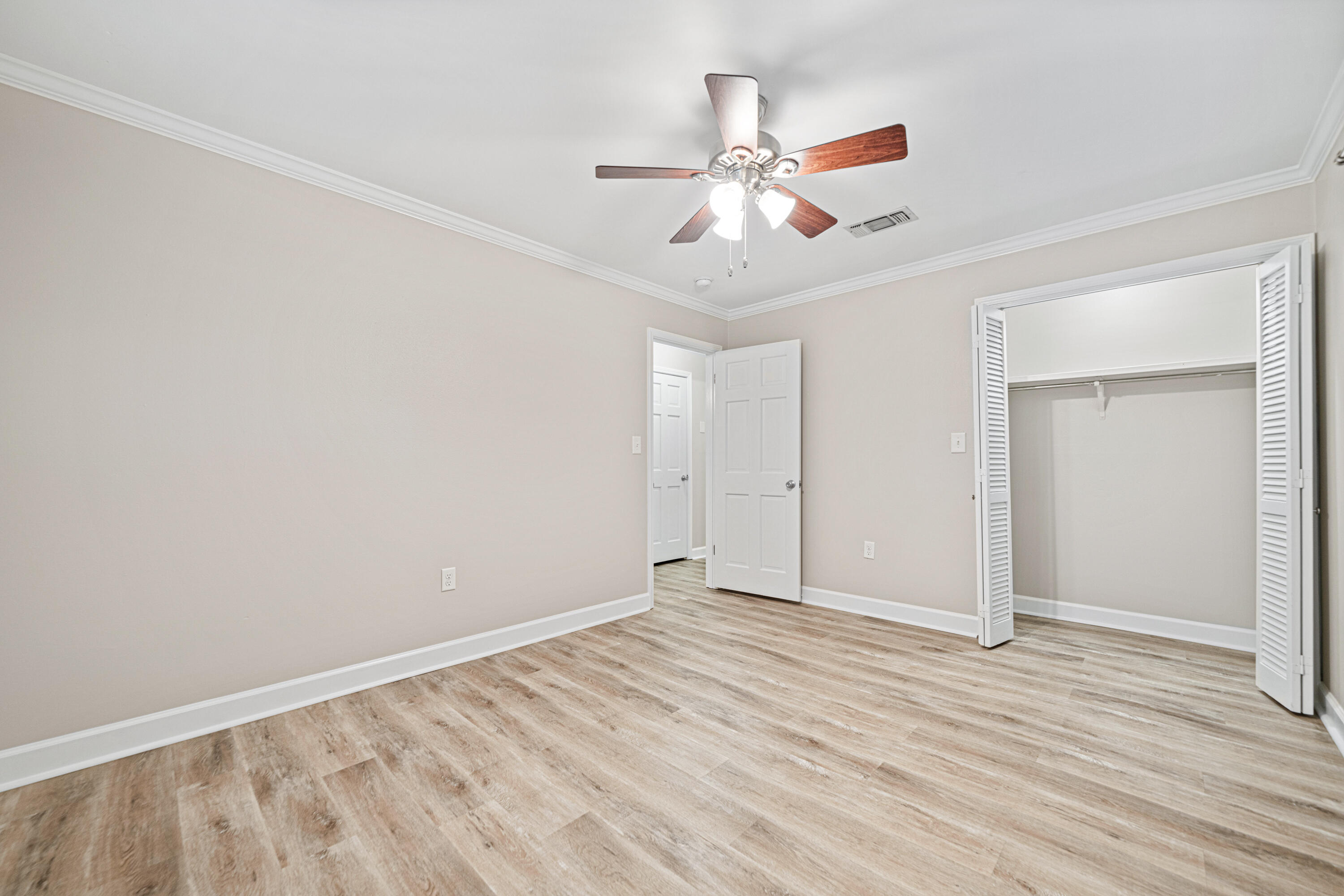 KENWOOD S/D 3RD ADDN - Residential