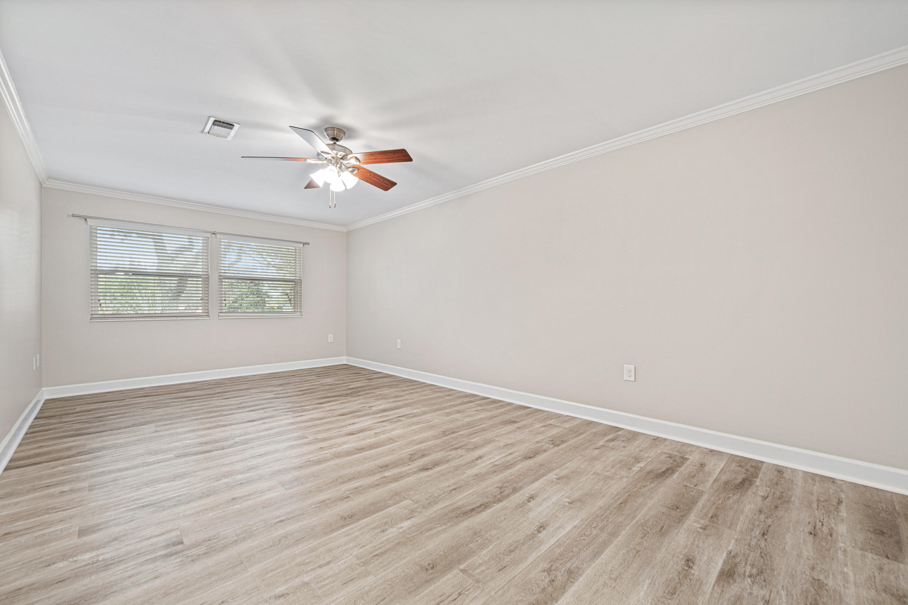 KENWOOD S/D 3RD ADDN - Residential