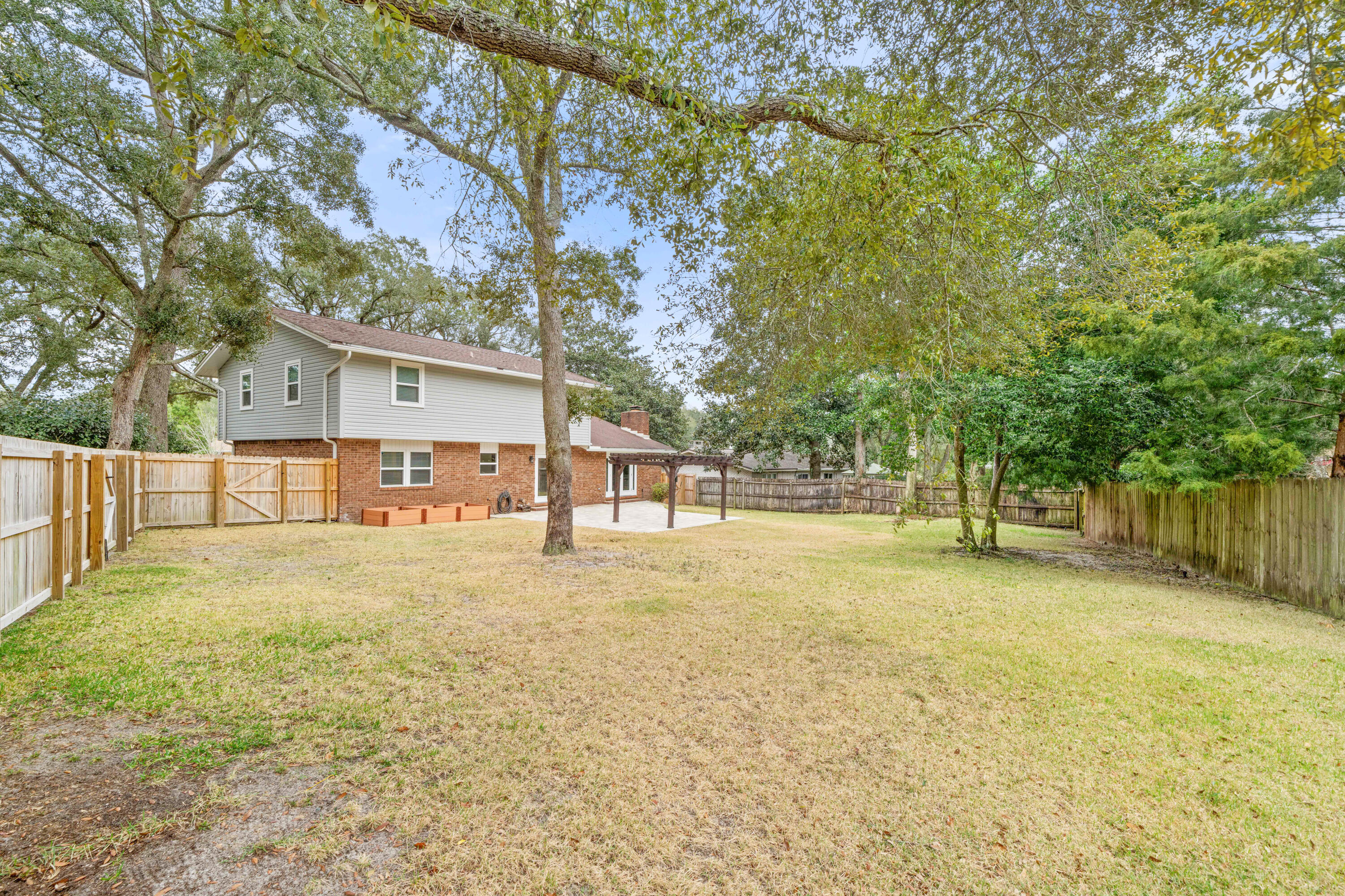 KENWOOD S/D 3RD ADDN - Residential