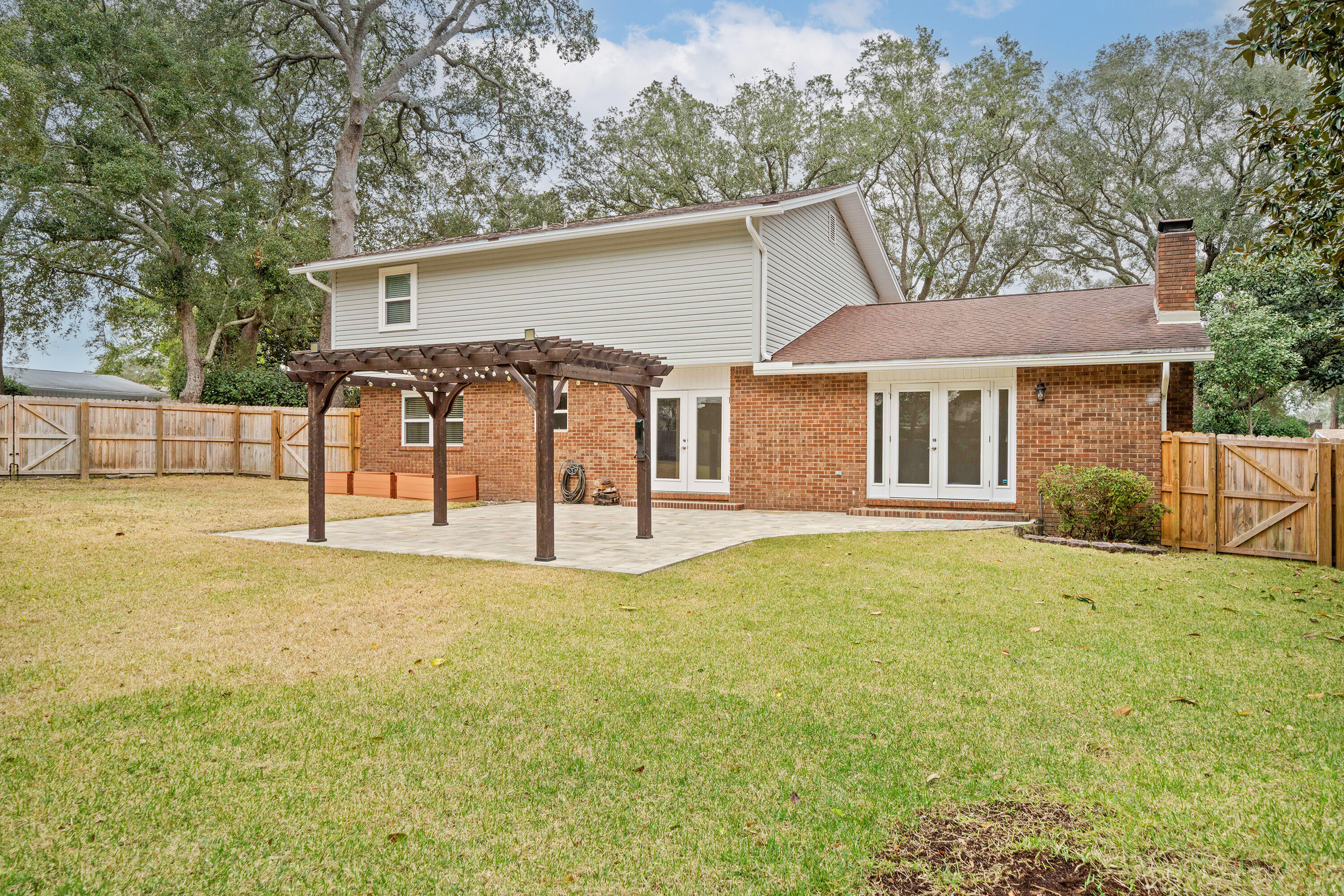 KENWOOD S/D 3RD ADDN - Residential