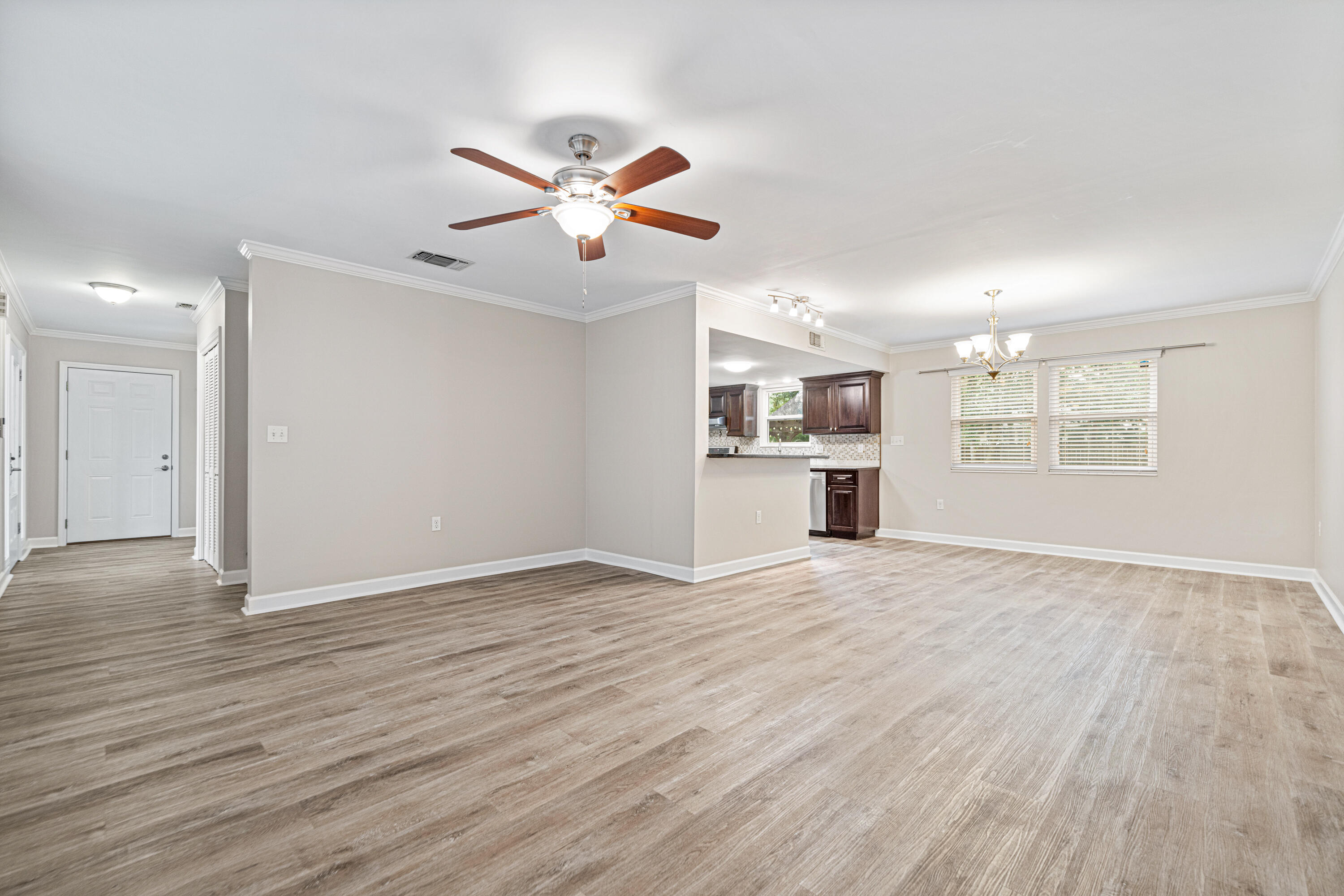 KENWOOD S/D 3RD ADDN - Residential