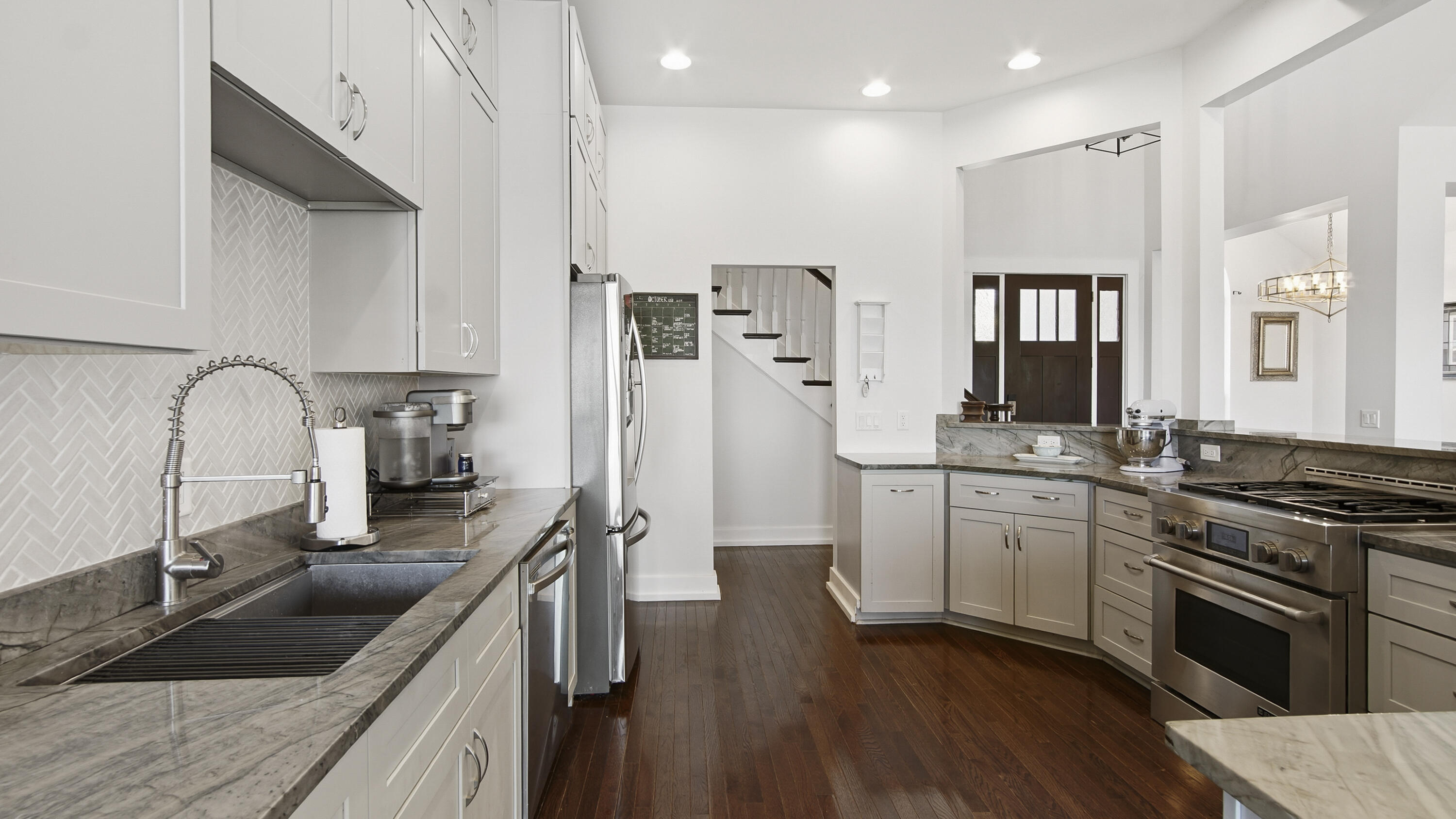 LEISURE SHORES/ Panama Country Club - Residential