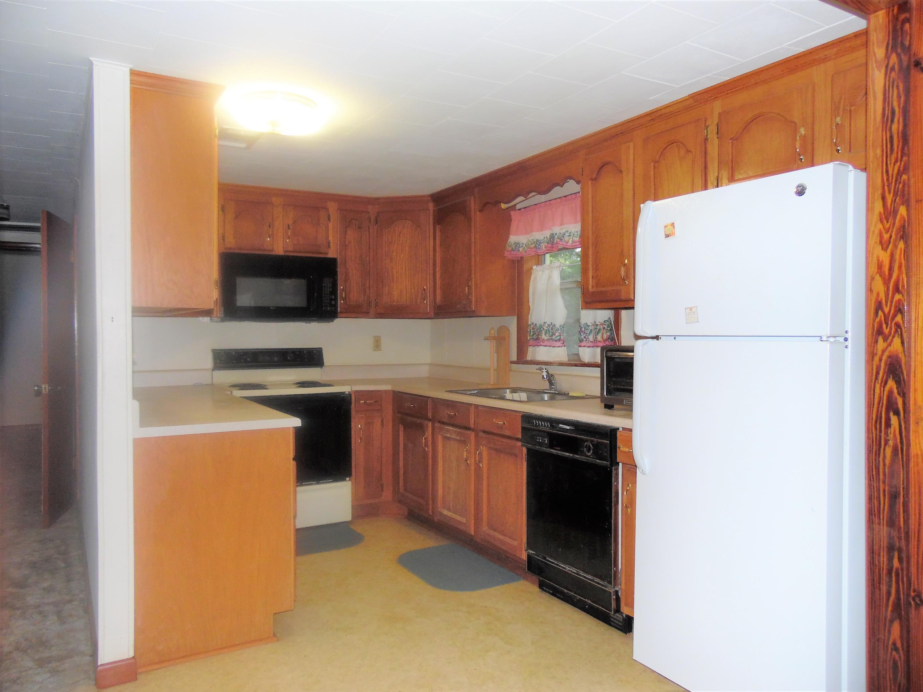 CHRISTIAN LIFE CENTER 1 UNREC - Residential