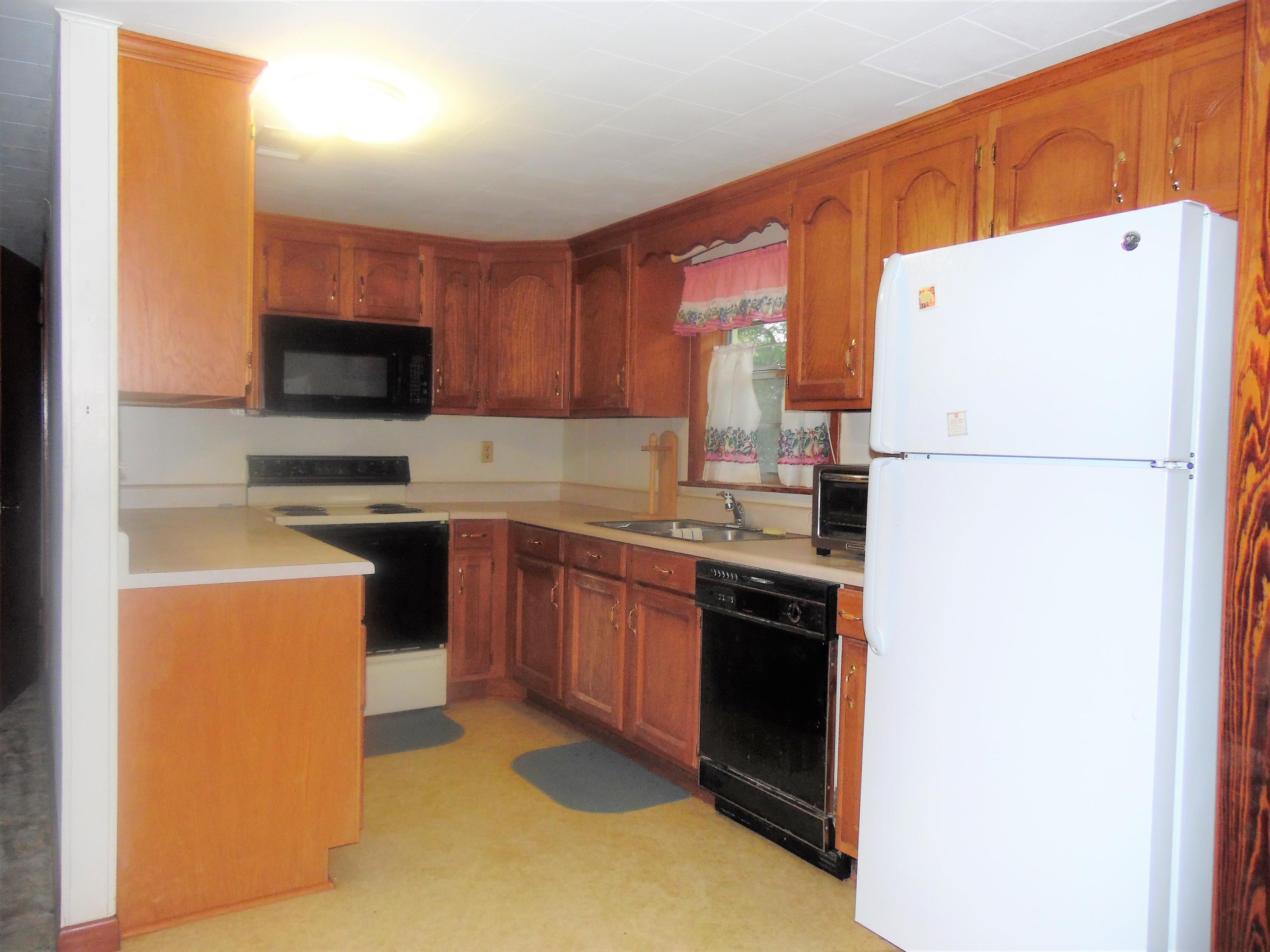 CHRISTIAN LIFE CENTER 1 UNREC - Residential