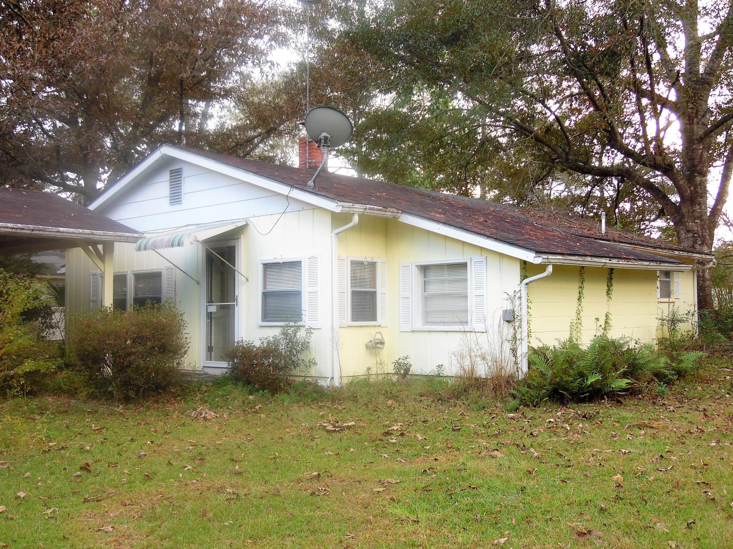 CHRISTIAN LIFE CENTER 1 UNREC - Residential