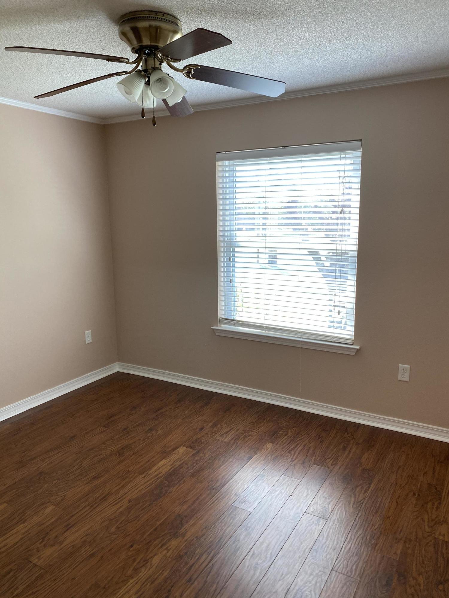 HAMPTON RIDGE ESTATES - Residential