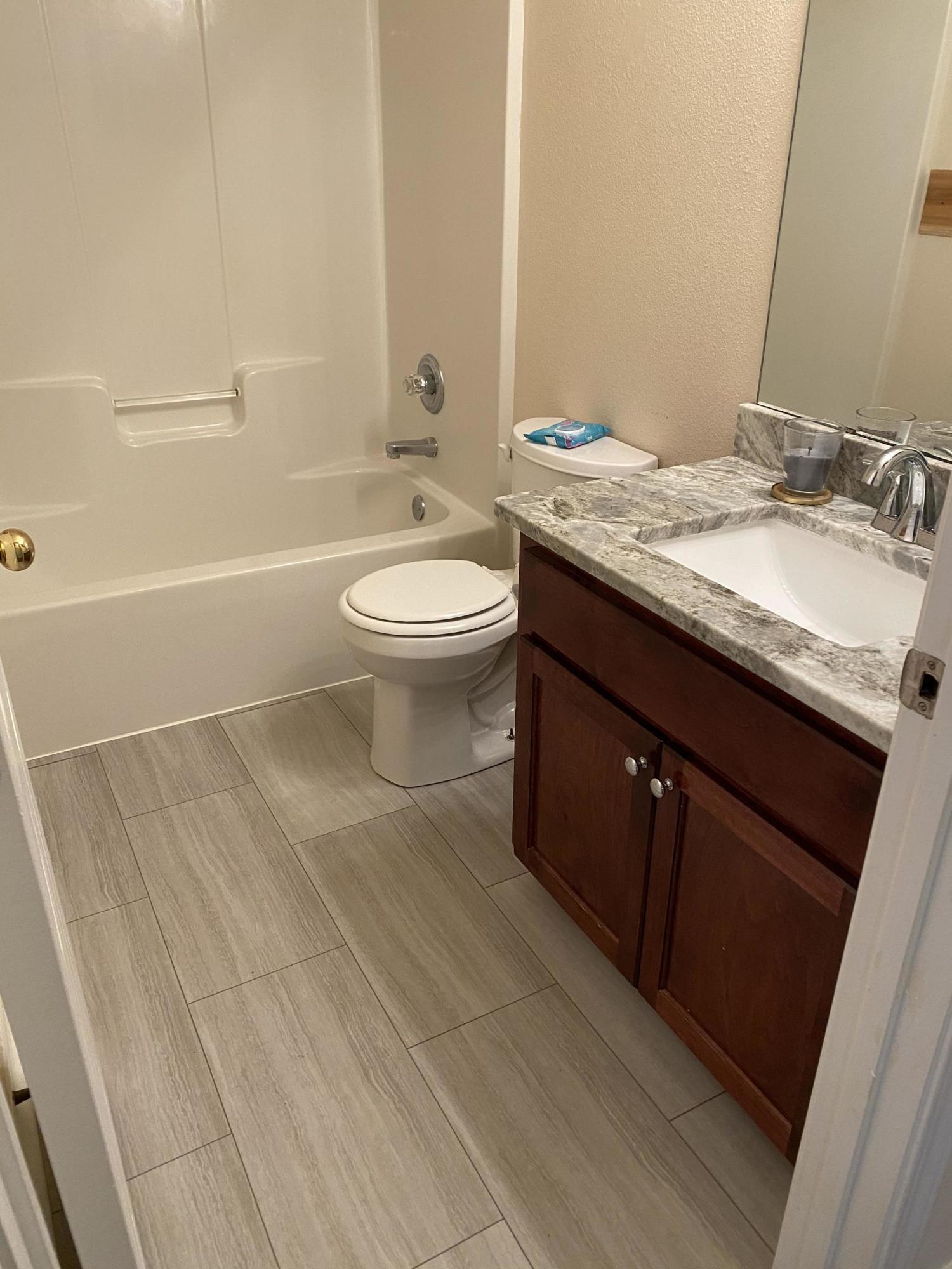 HAMPTON RIDGE ESTATES - Residential