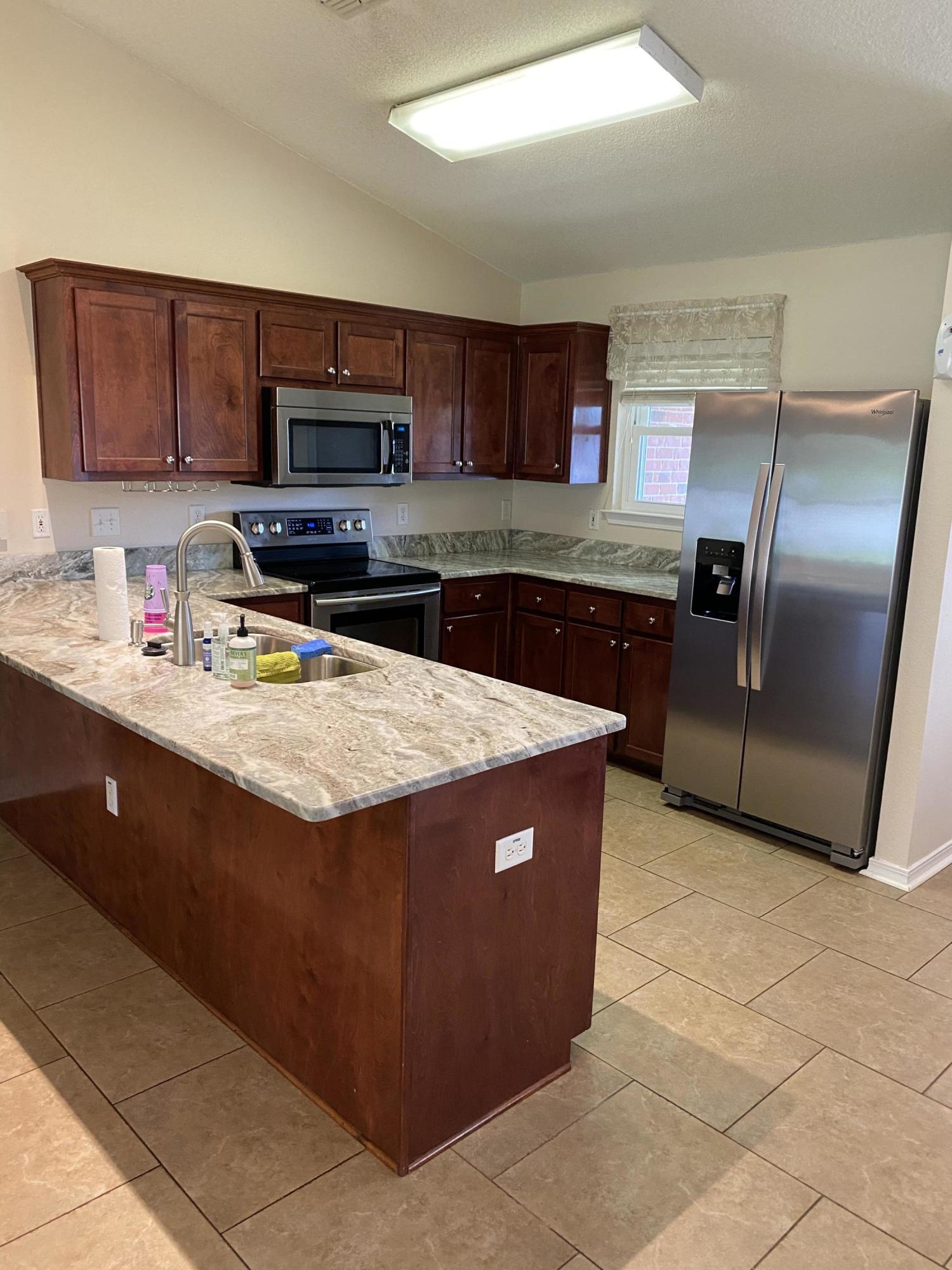 HAMPTON RIDGE ESTATES - Residential