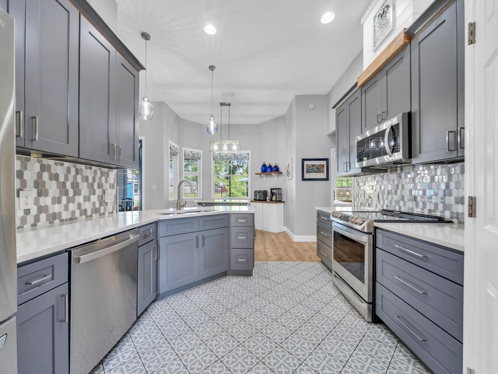 HAMMOCK BAY - Residential