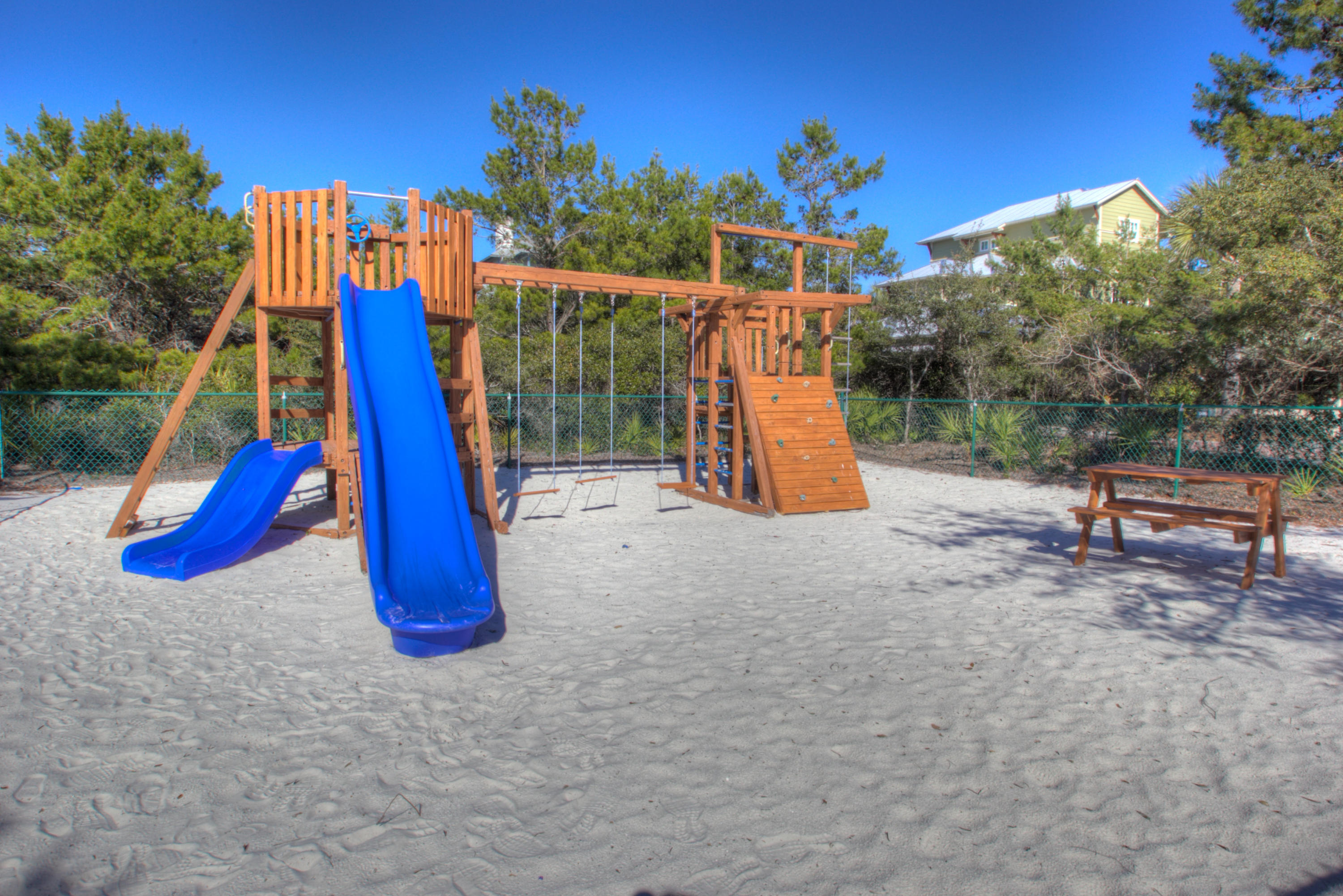 HIGH POINTE RESORT CONDO - Residential