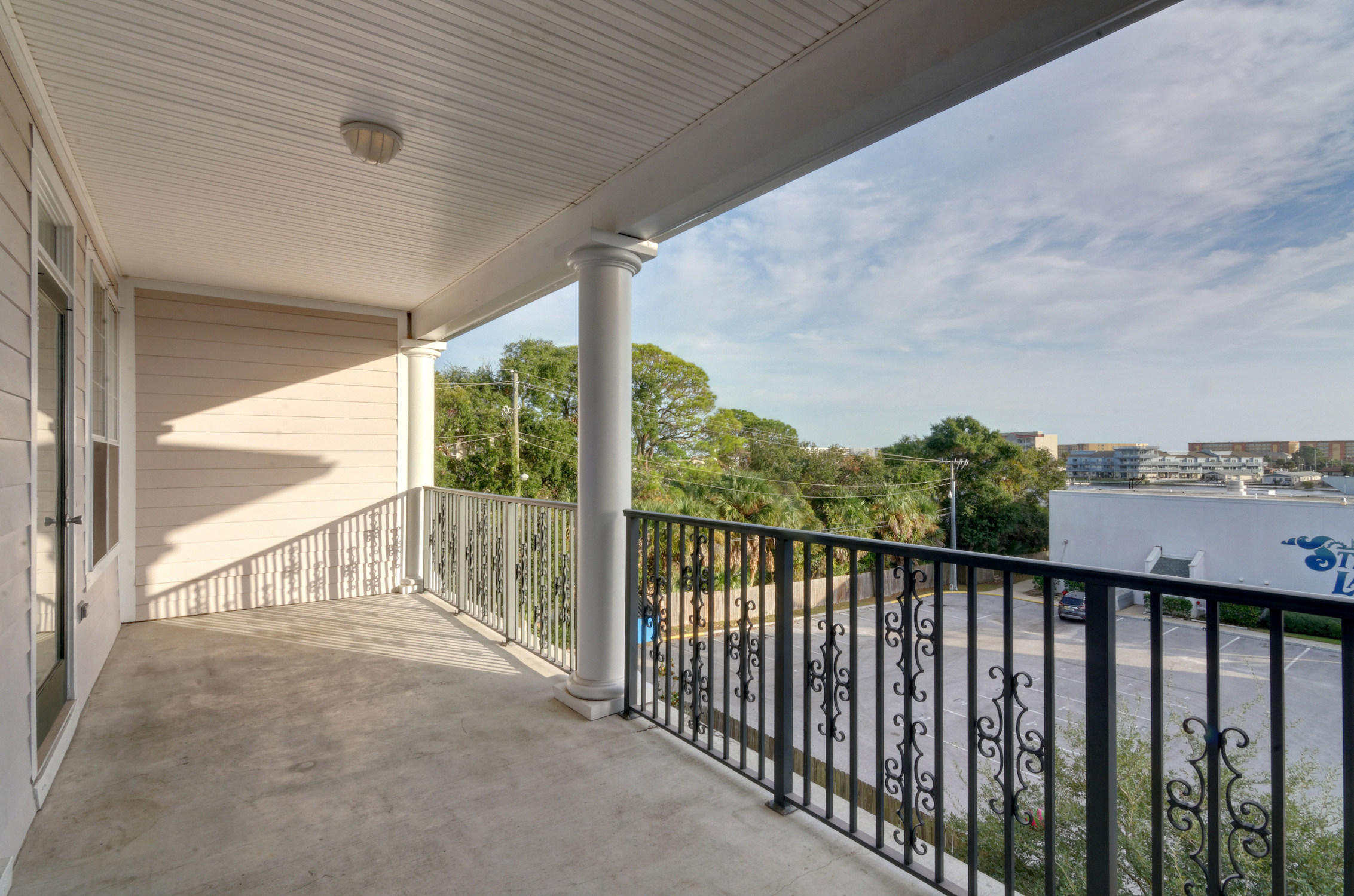 FRENCH QUARTERS - Residential