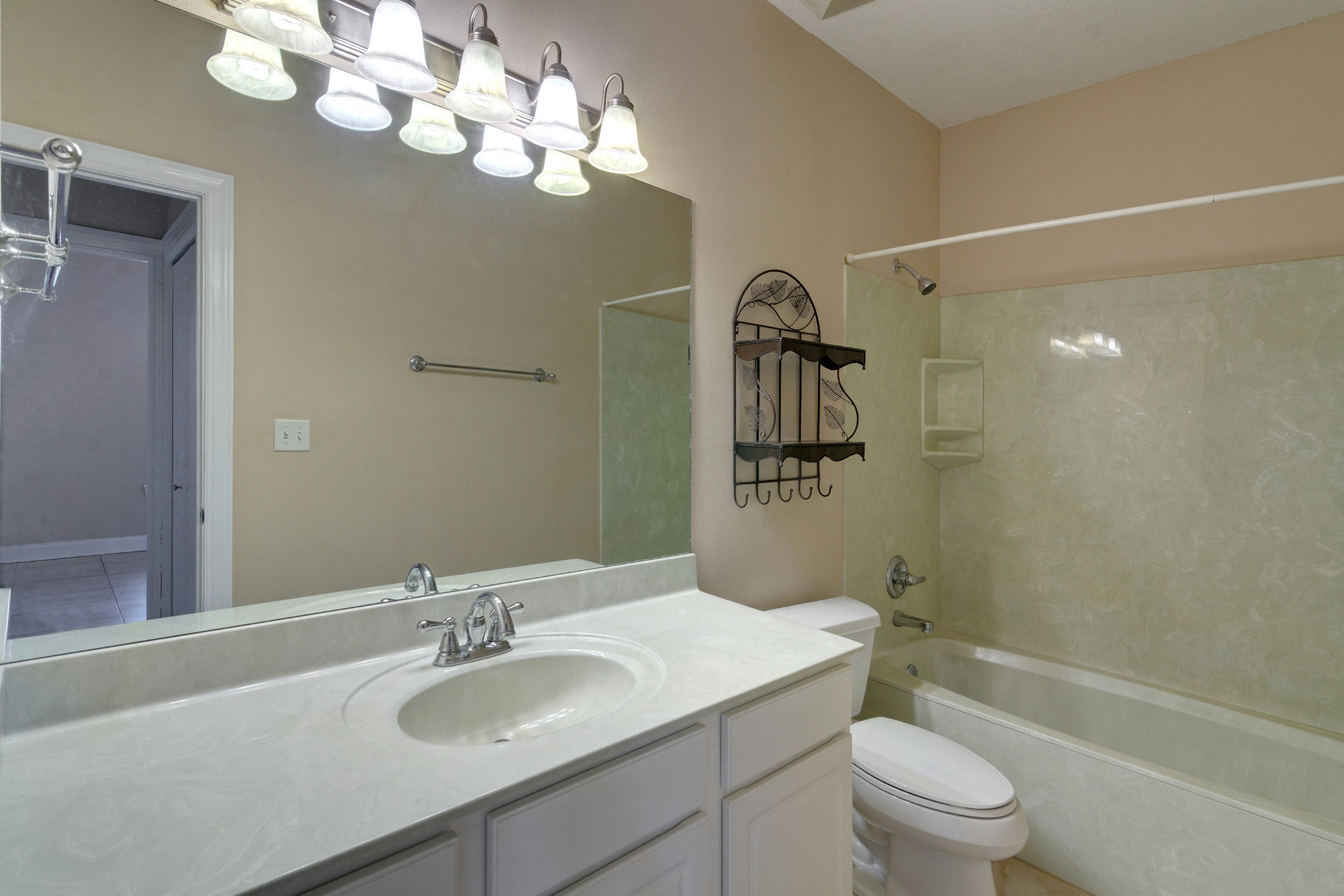 FRENCH QUARTERS - Residential