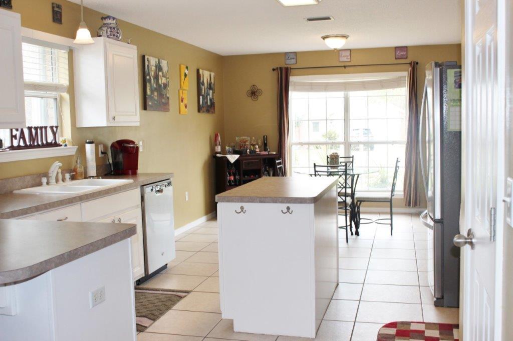 EMERALD VILLAGE S/D - Residential