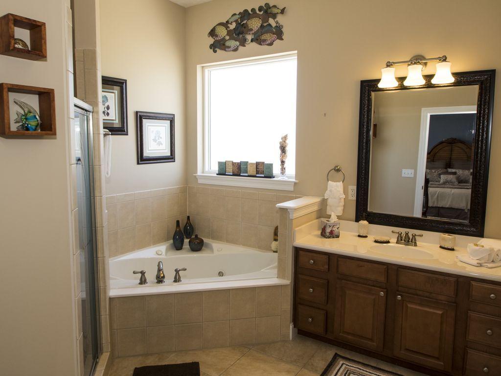 VISTA DEL MAR CONDO - Residential