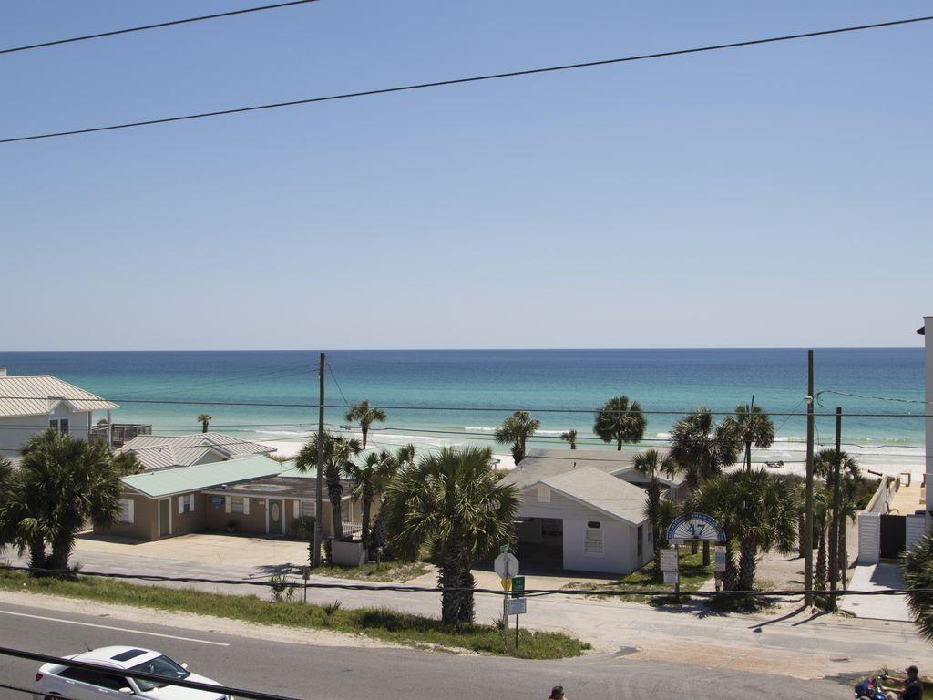 VISTA DEL MAR CONDO - Residential