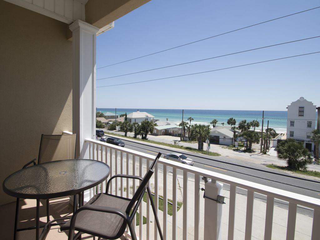 VISTA DEL MAR CONDO - Residential