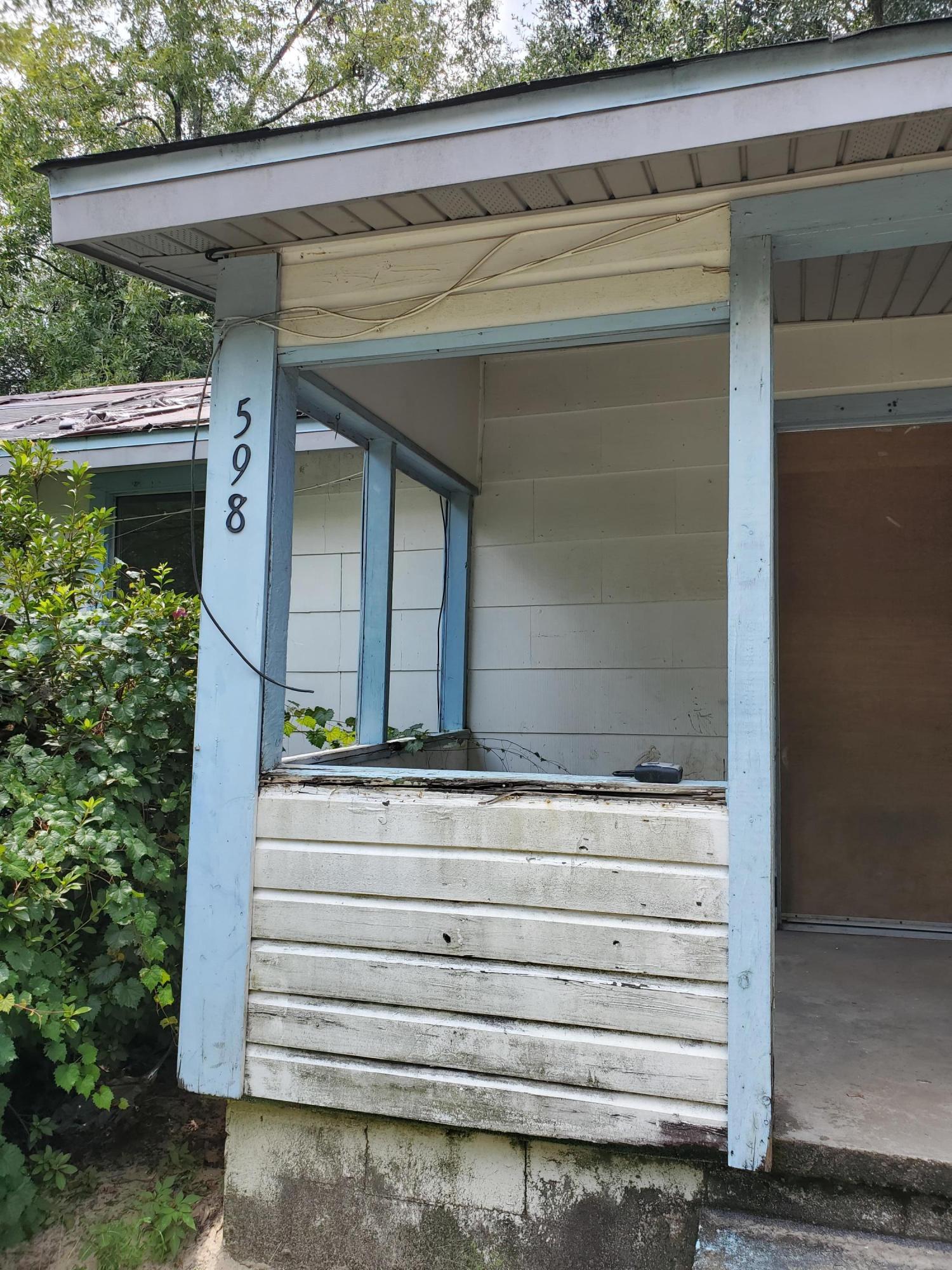 MORRIS ADDN TO CRESTVIEW - Residential