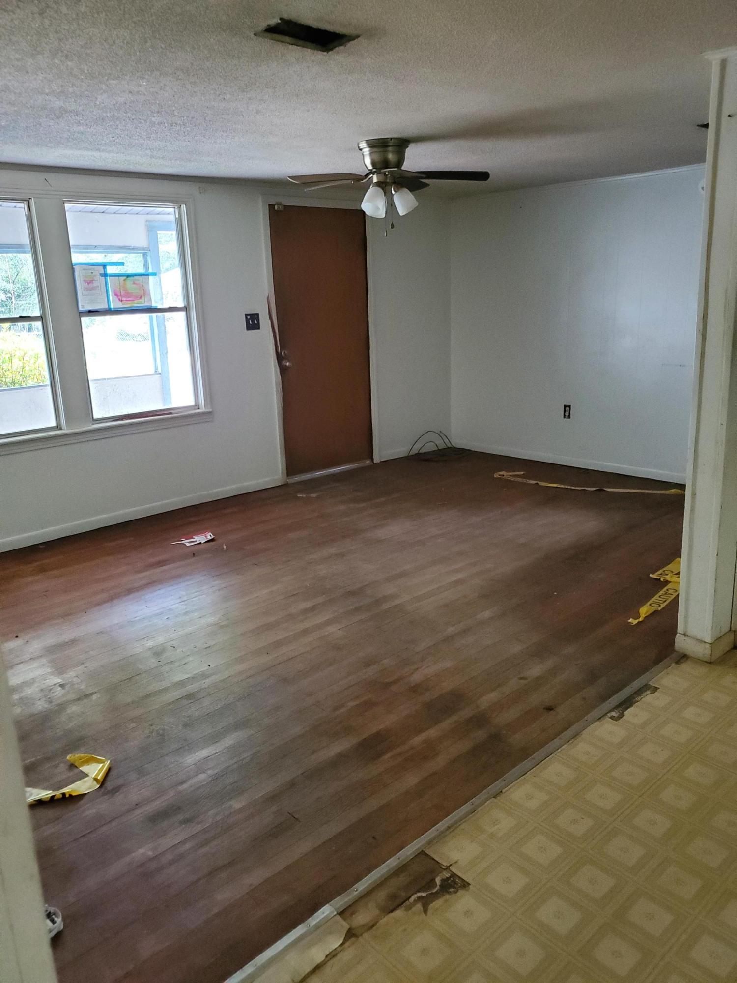 MORRIS ADDN TO CRESTVIEW - Residential