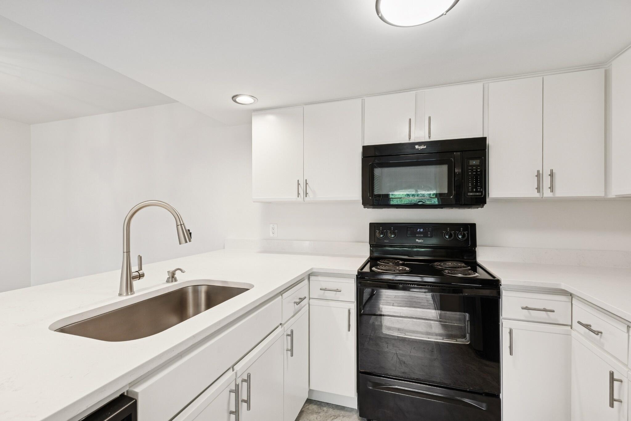 800 INDIAN TRAIL CONDO - Residential