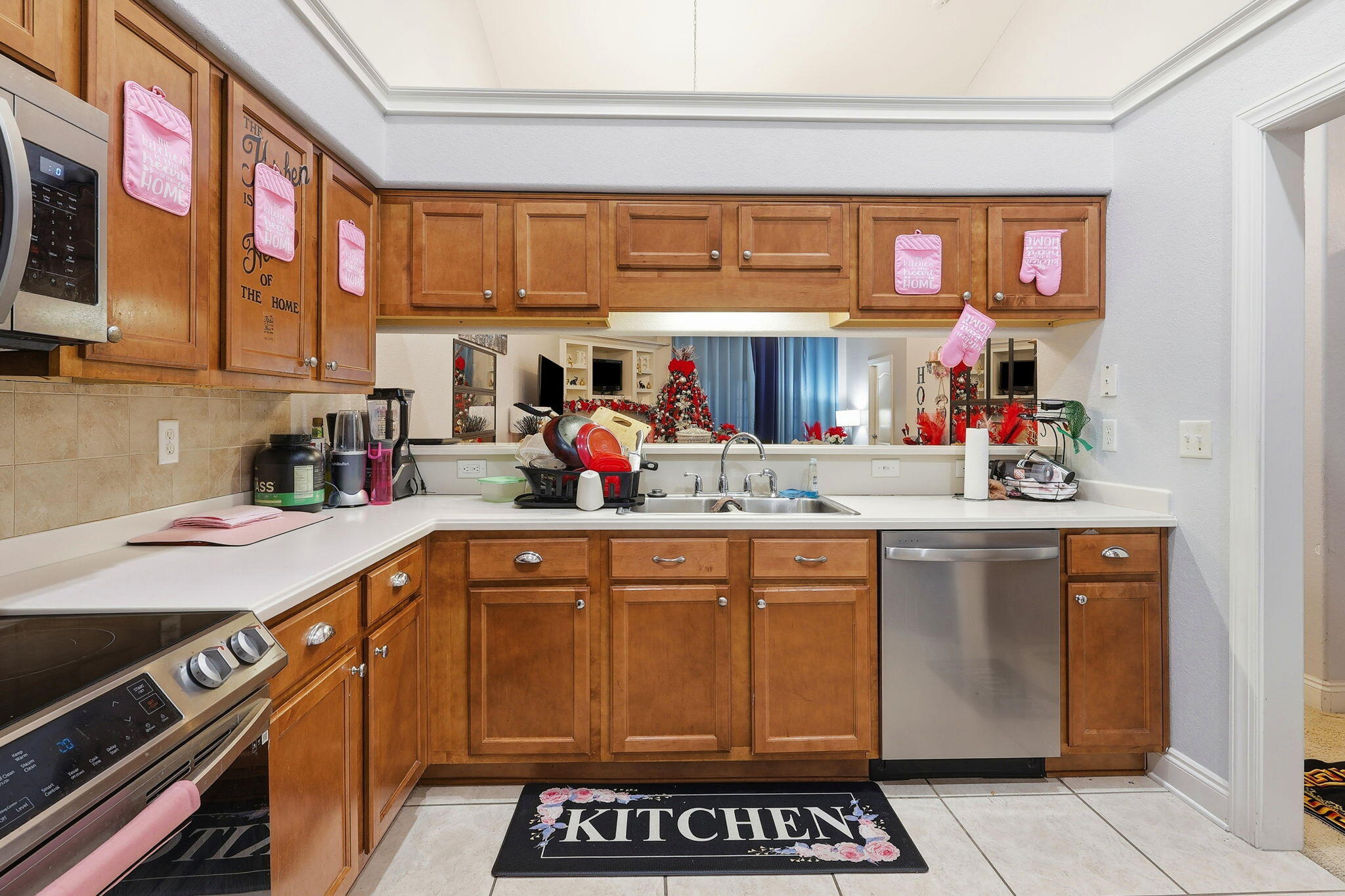 DIAMOND LAKES - Residential