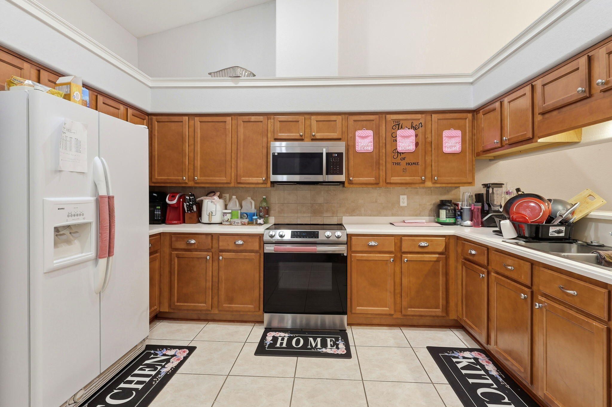 DIAMOND LAKES - Residential