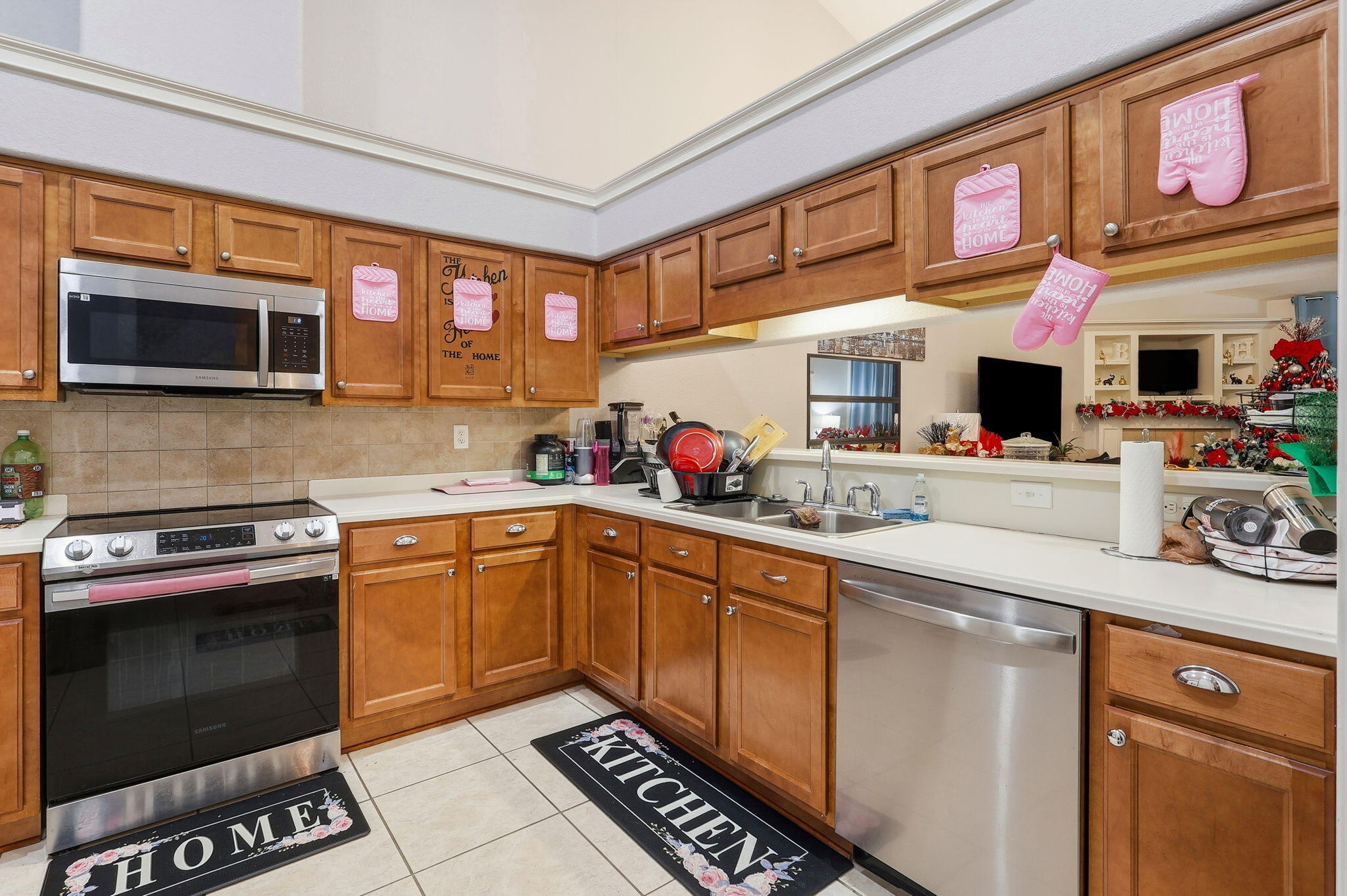 DIAMOND LAKES - Residential