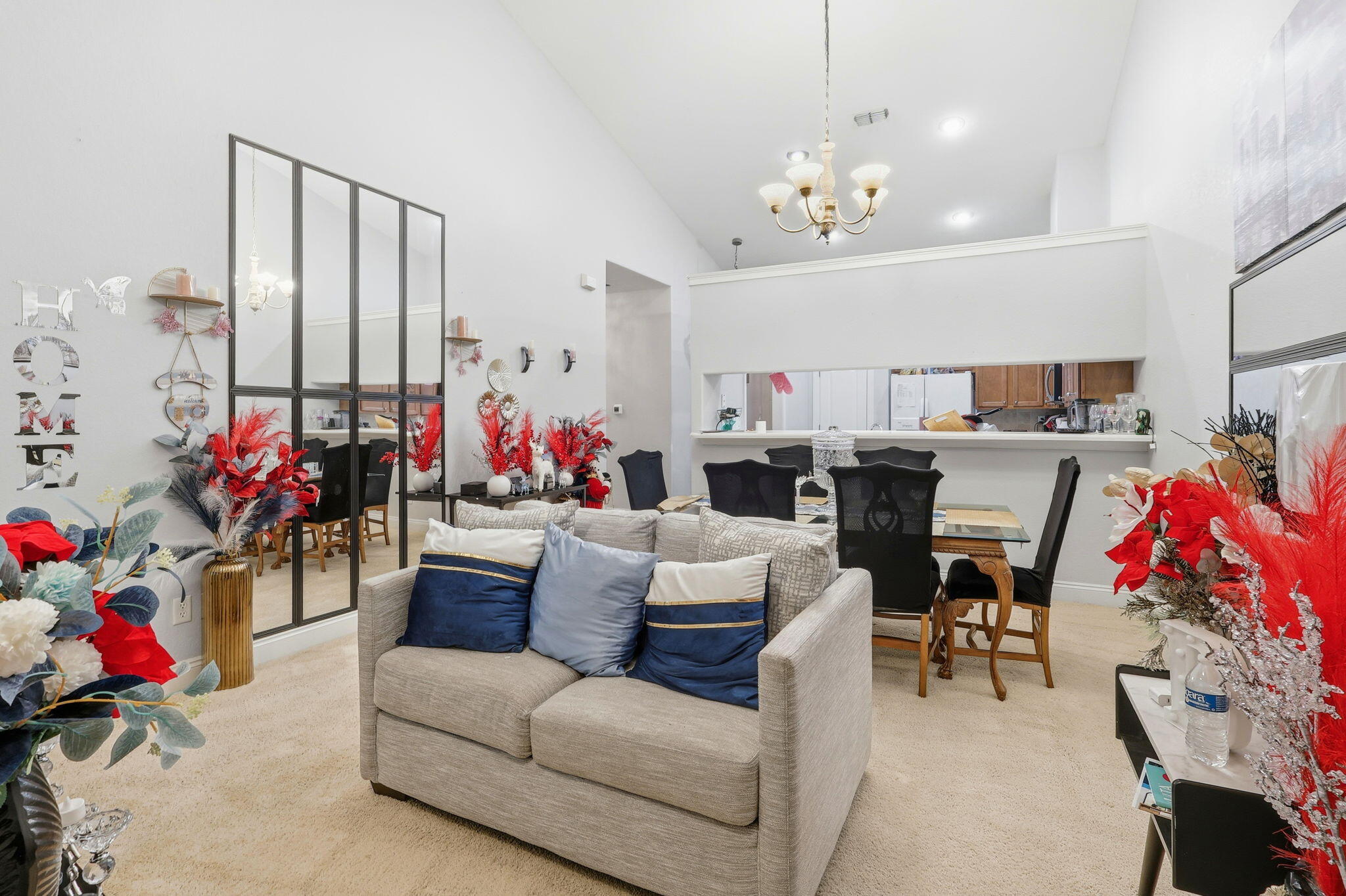 DIAMOND LAKES - Residential