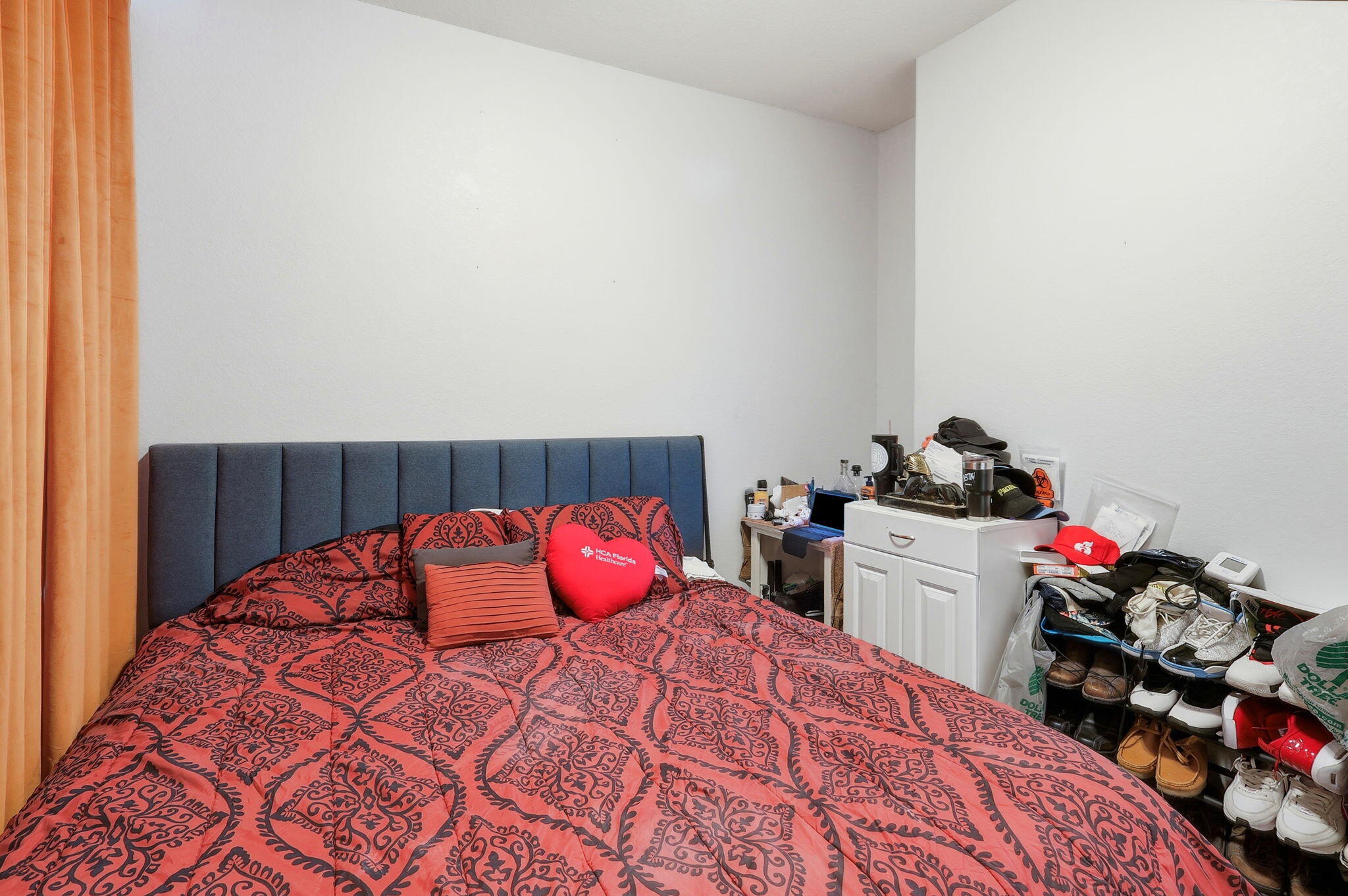 DIAMOND LAKES - Residential