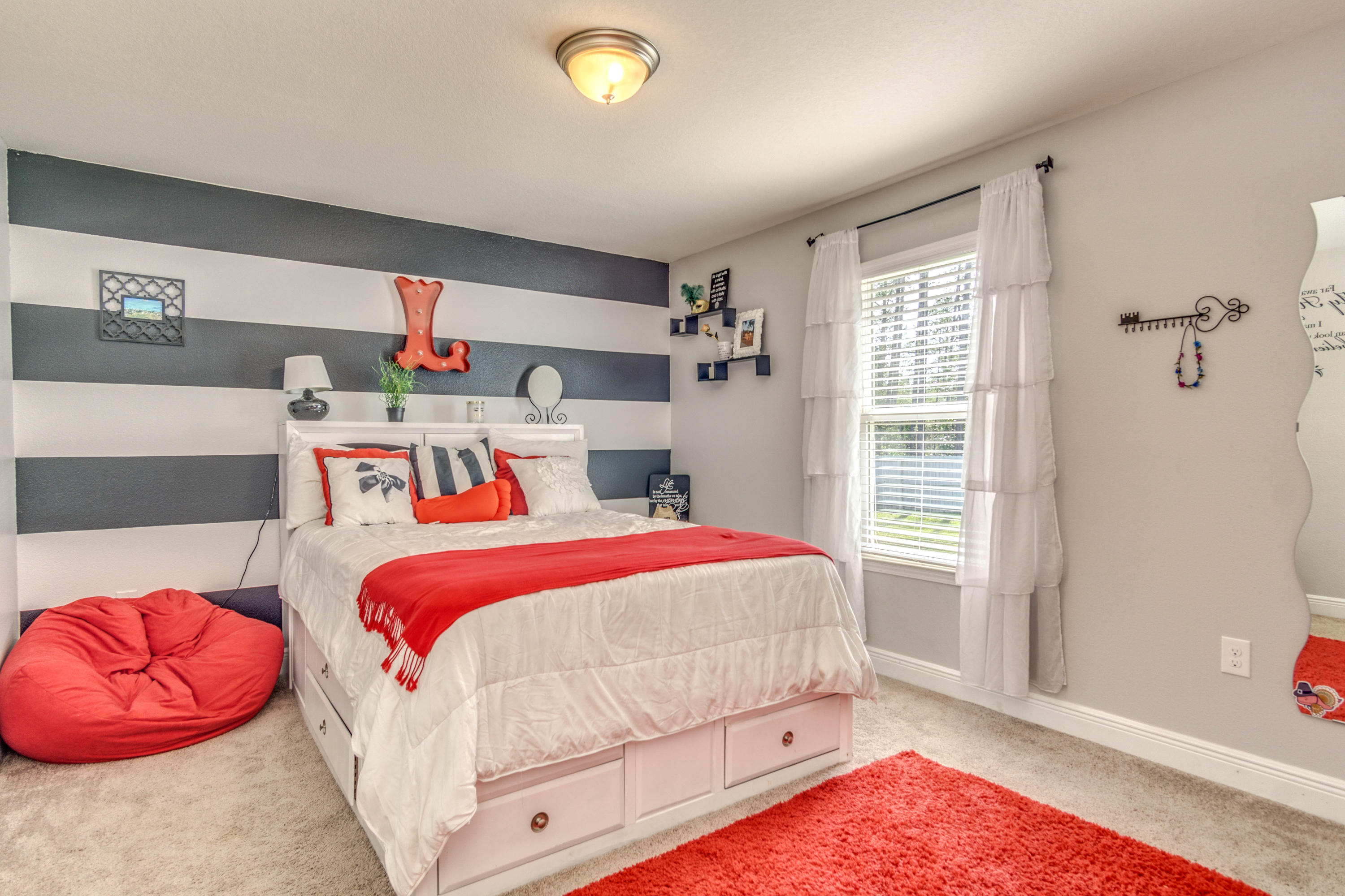 HOLLEY BY THE SEA, 1ST ADD - Residential