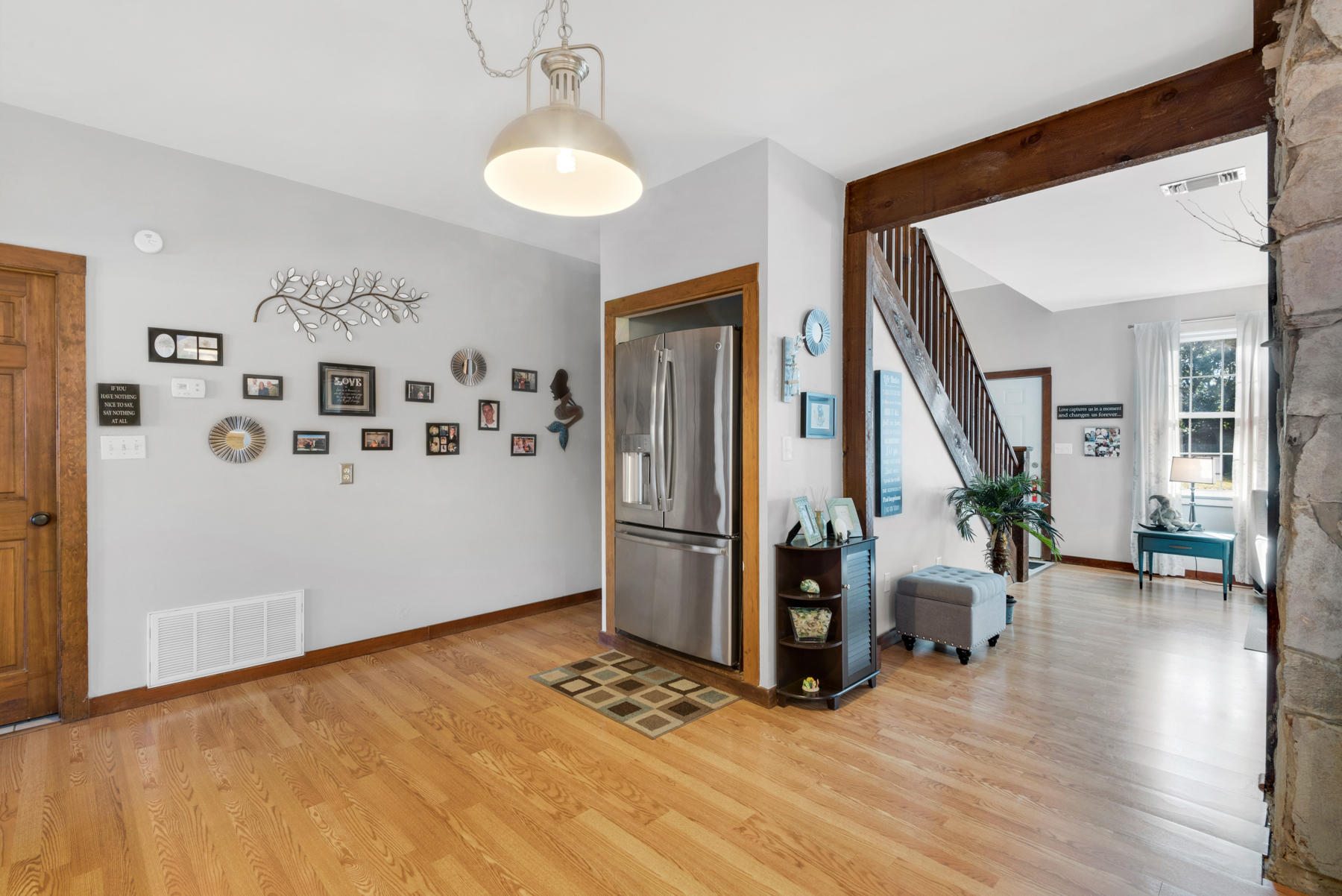 WHISPER BAY - Residential