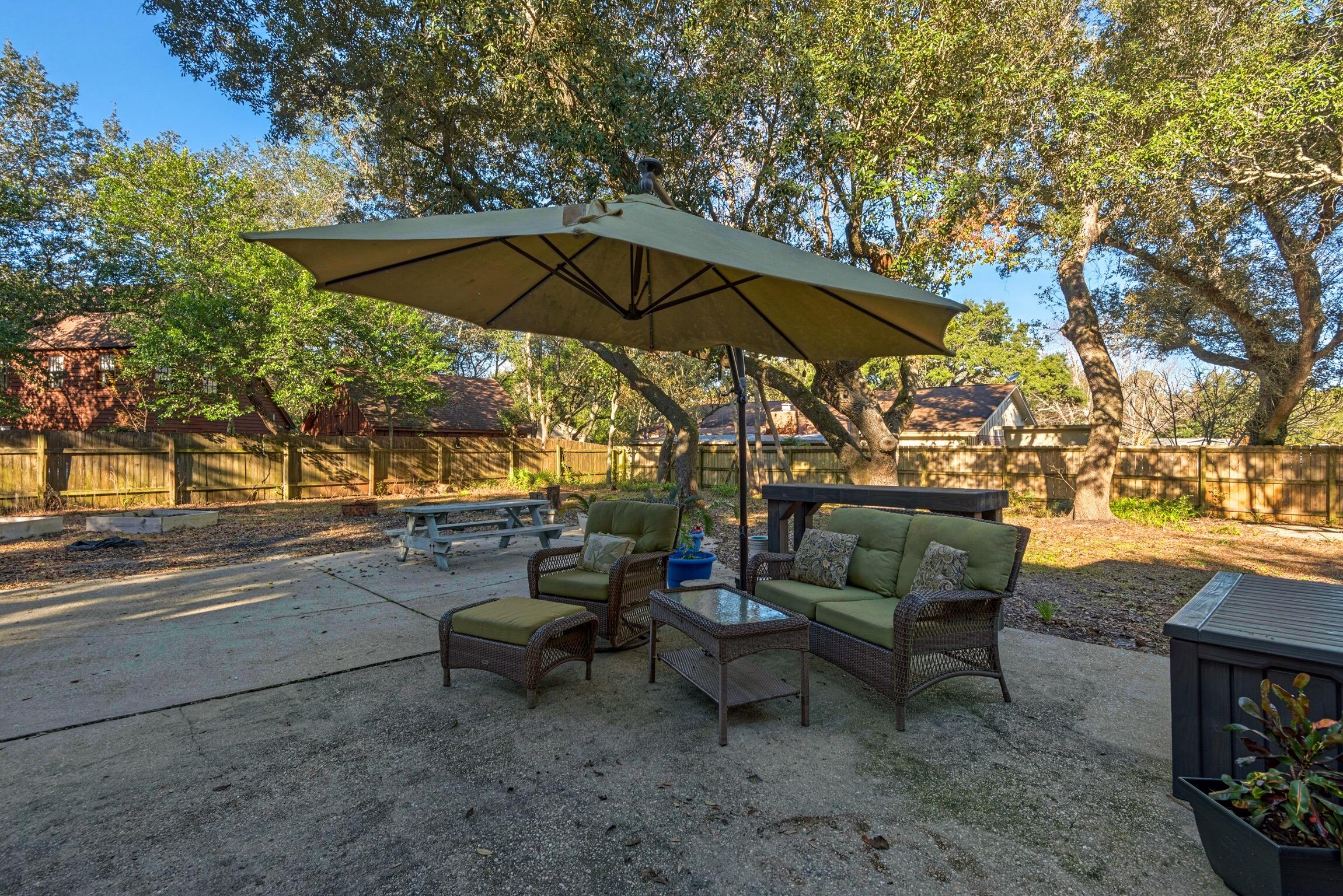 WHISPER BAY - Residential