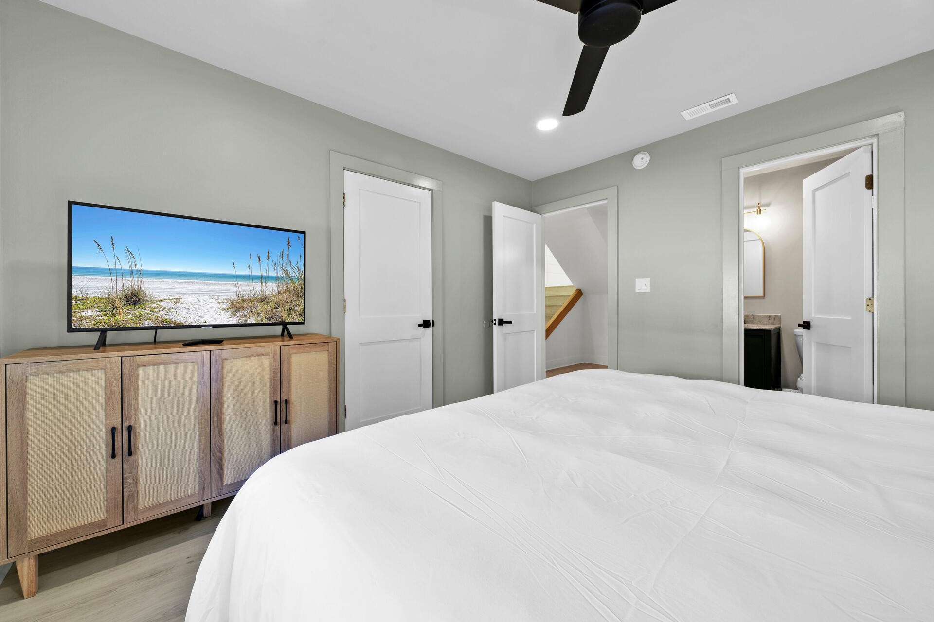 Dolphin Watch - Residential