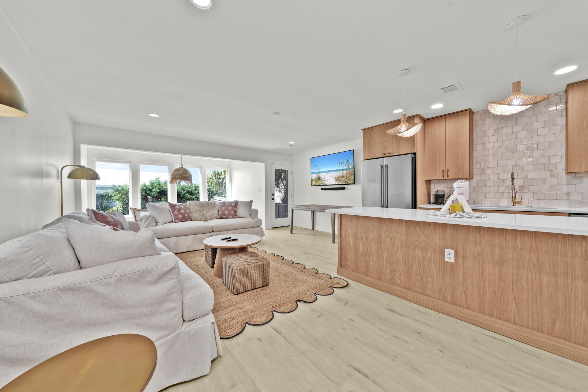 Dolphin Watch - Residential