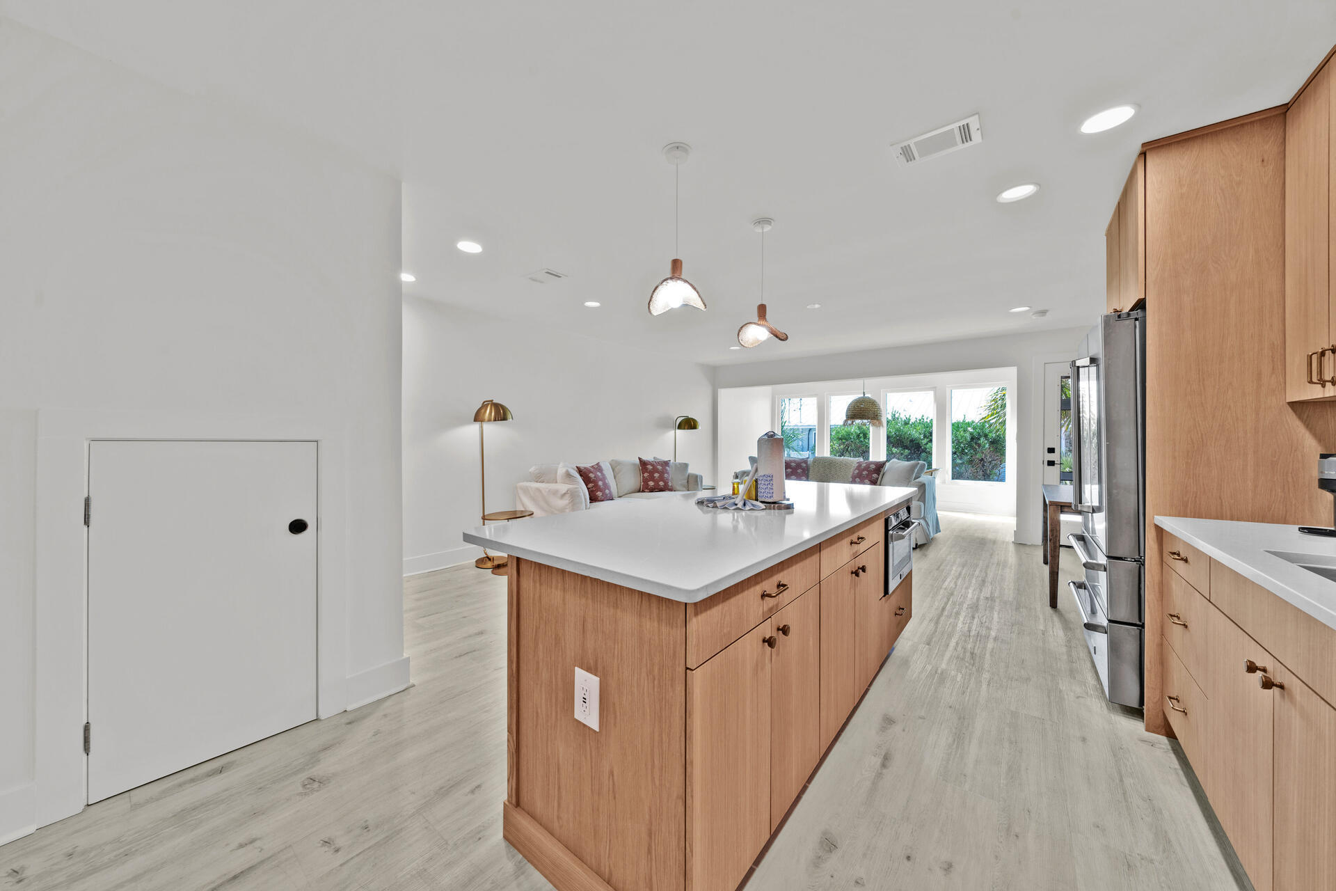 Dolphin Watch - Residential