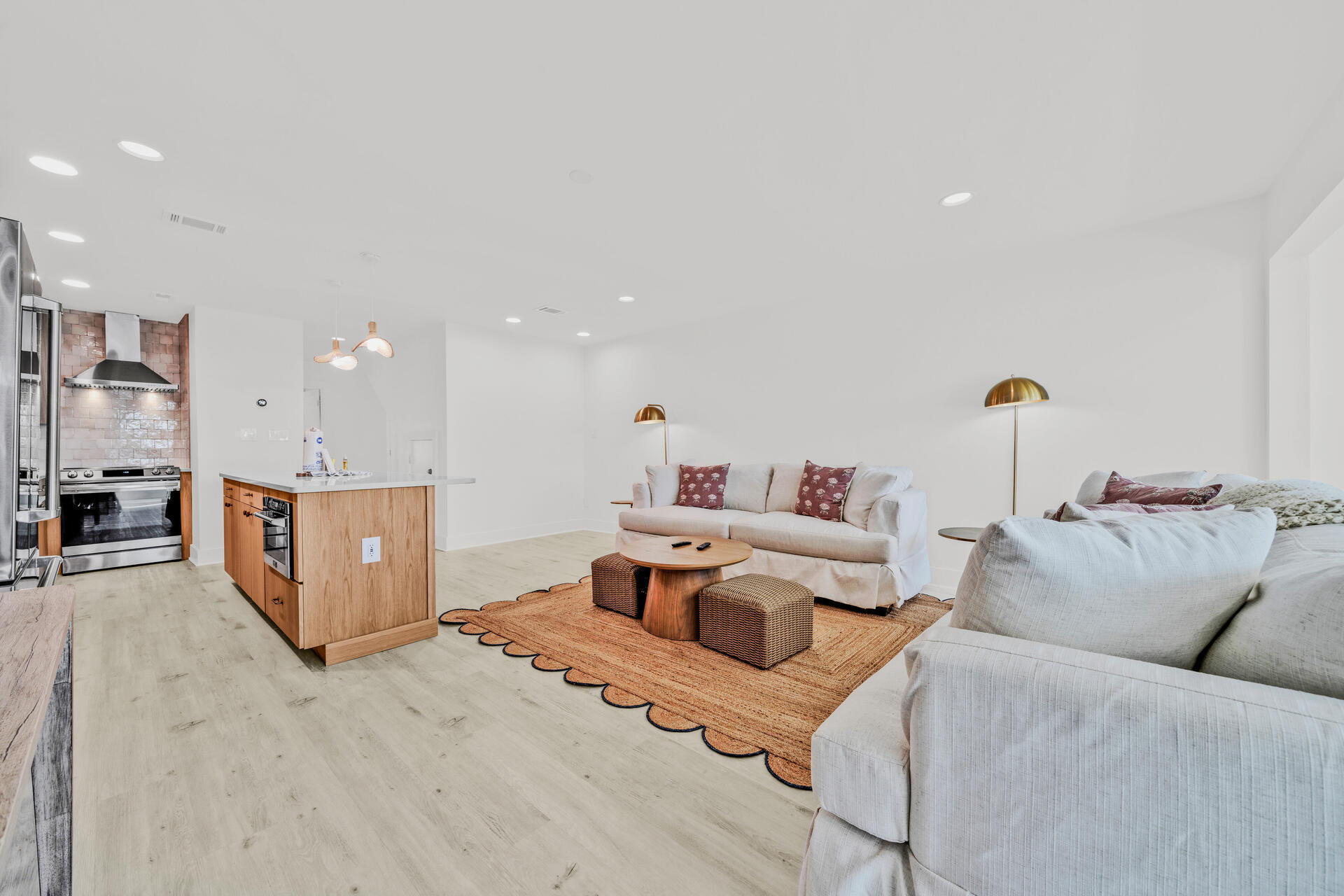 Dolphin Watch - Residential