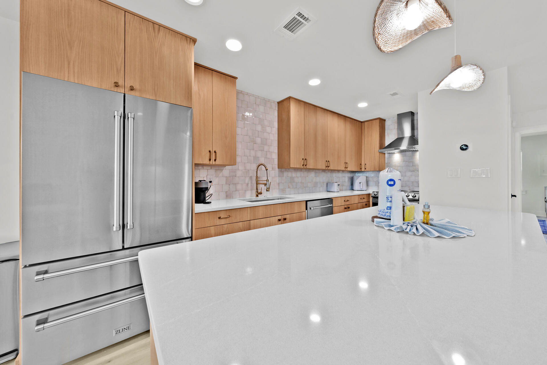 Dolphin Watch - Residential