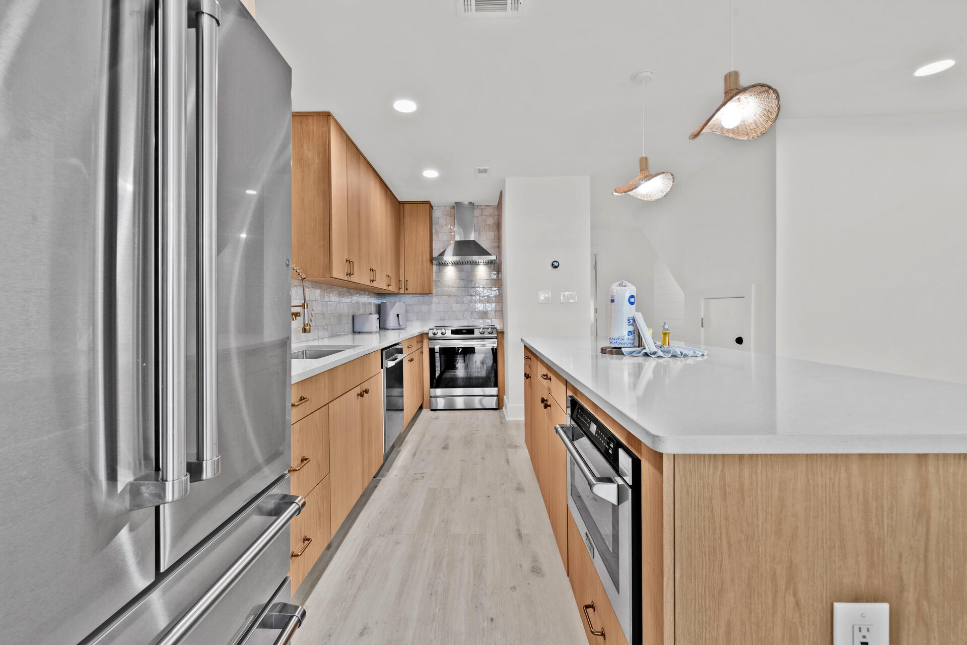 Dolphin Watch - Residential