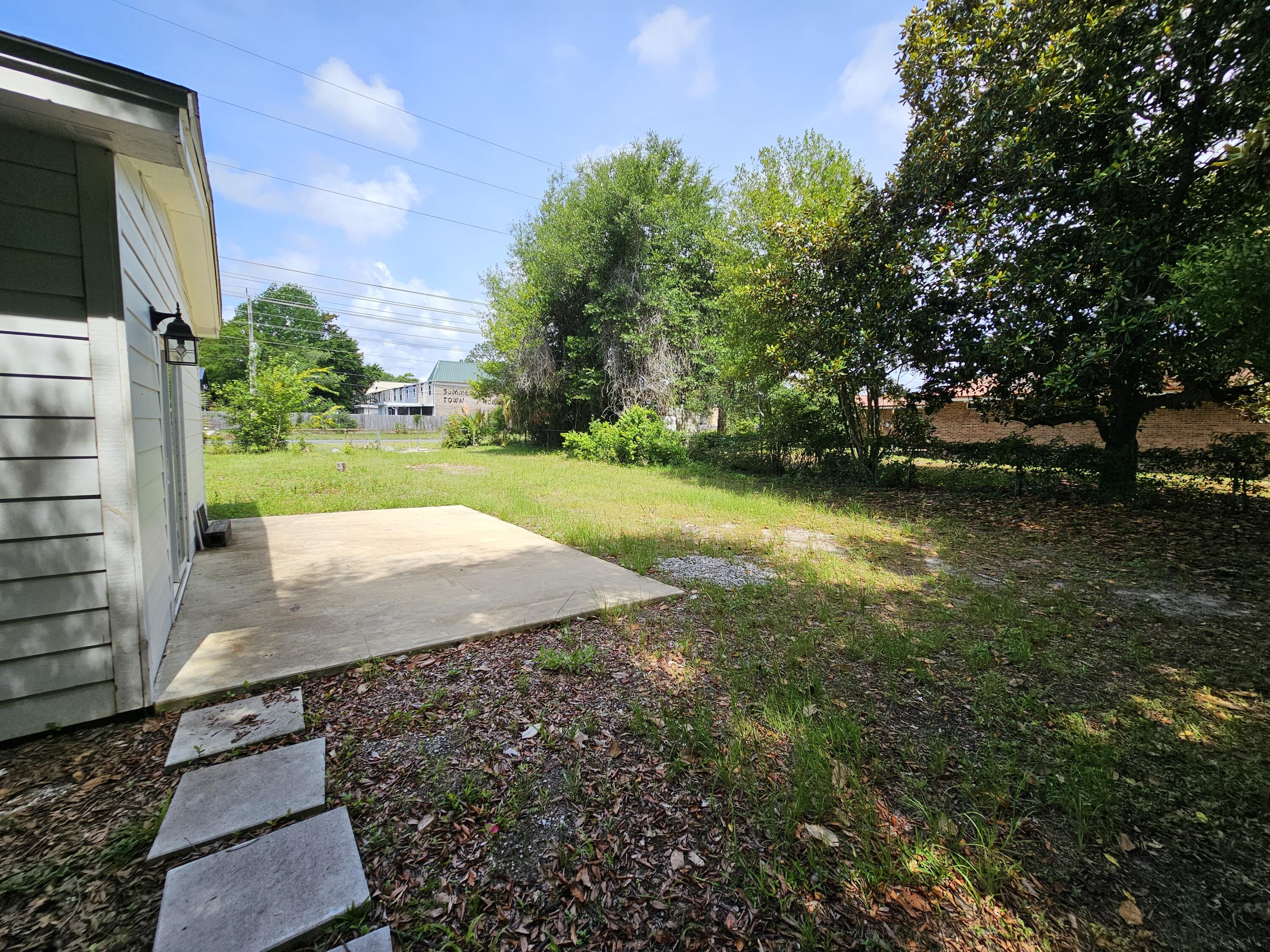 GARNIERS BEACH 6TH - Residential Lease