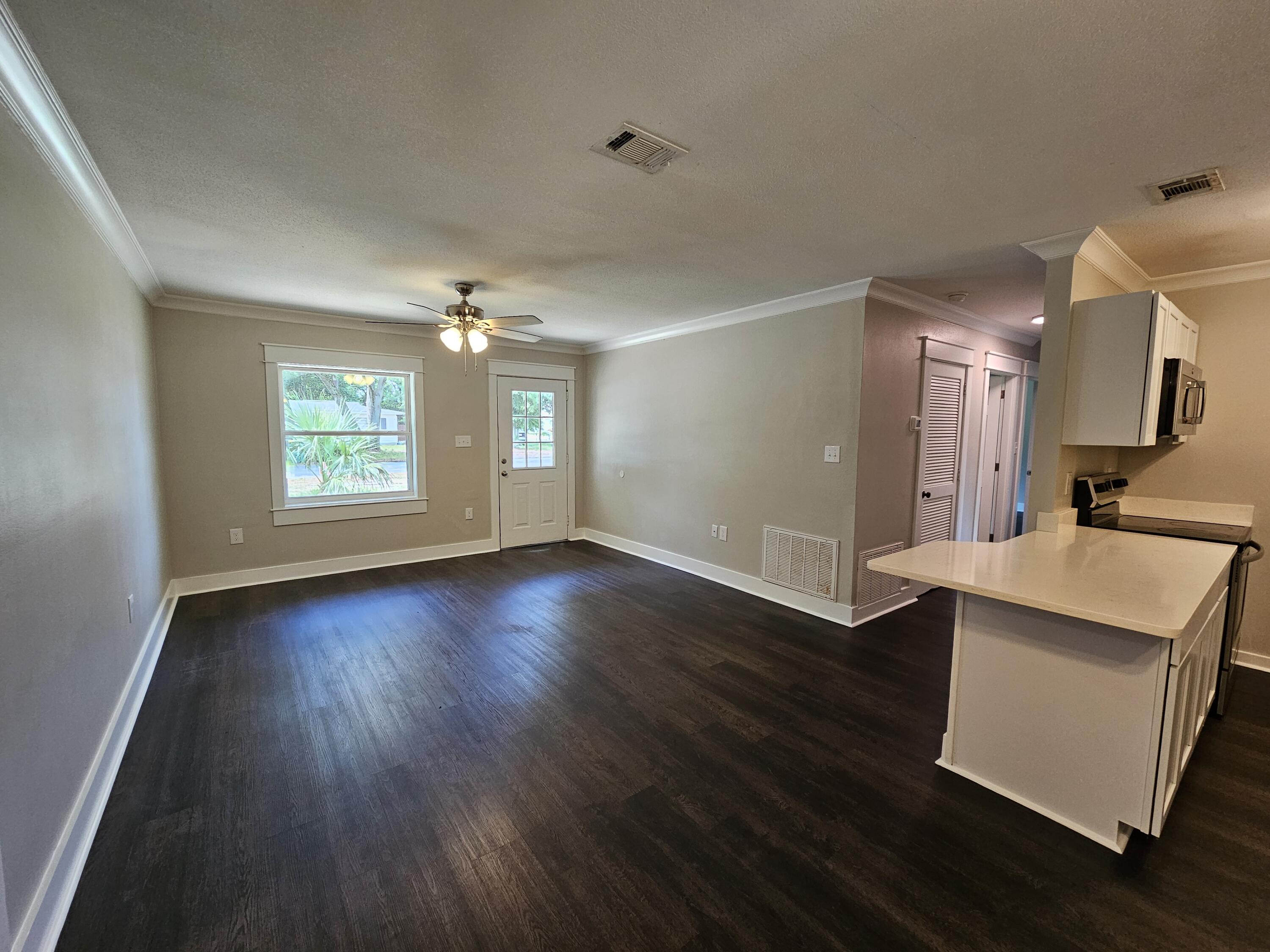 GARNIERS BEACH 6TH - Residential Lease