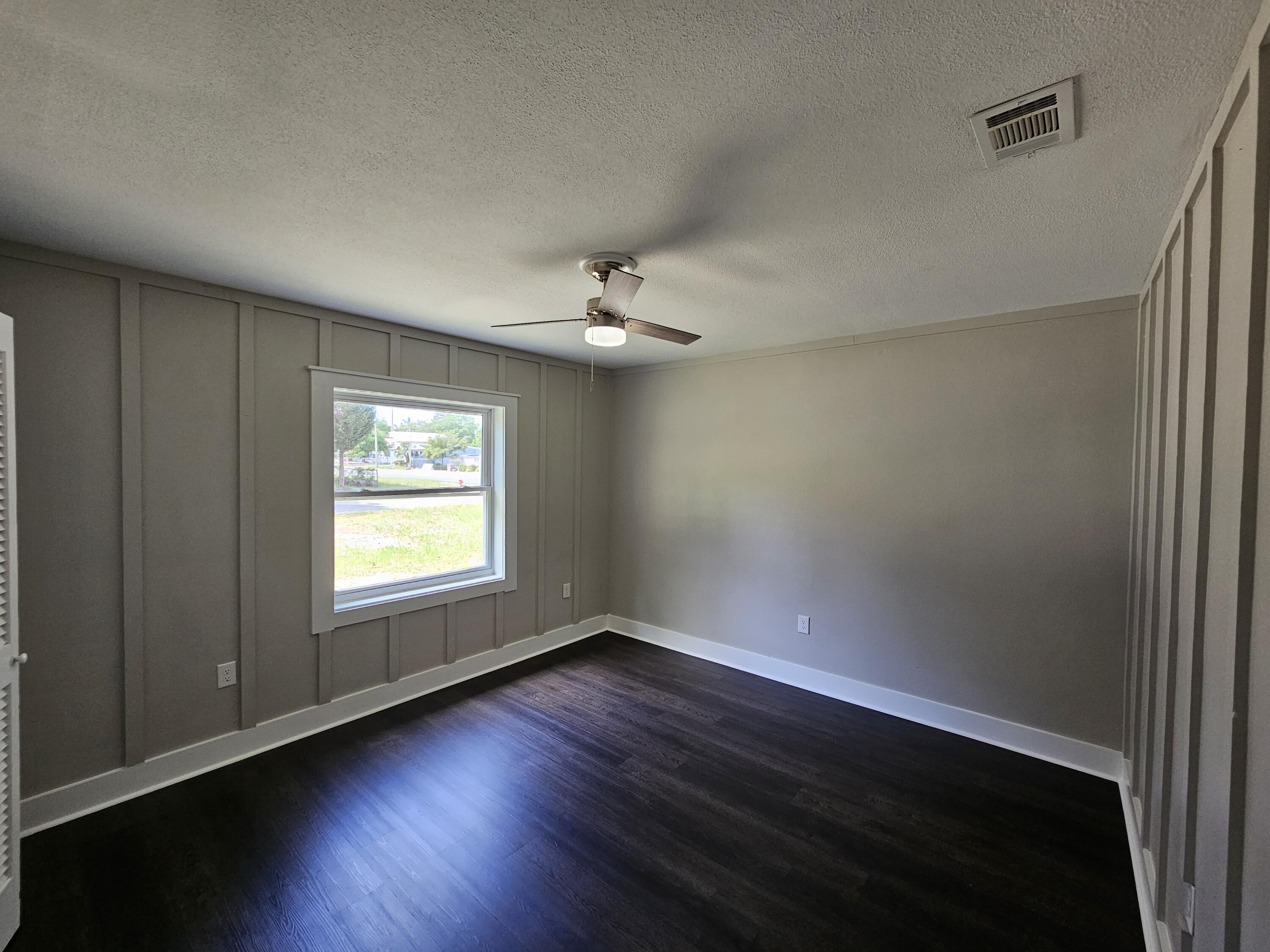 GARNIERS BEACH 6TH - Residential Lease