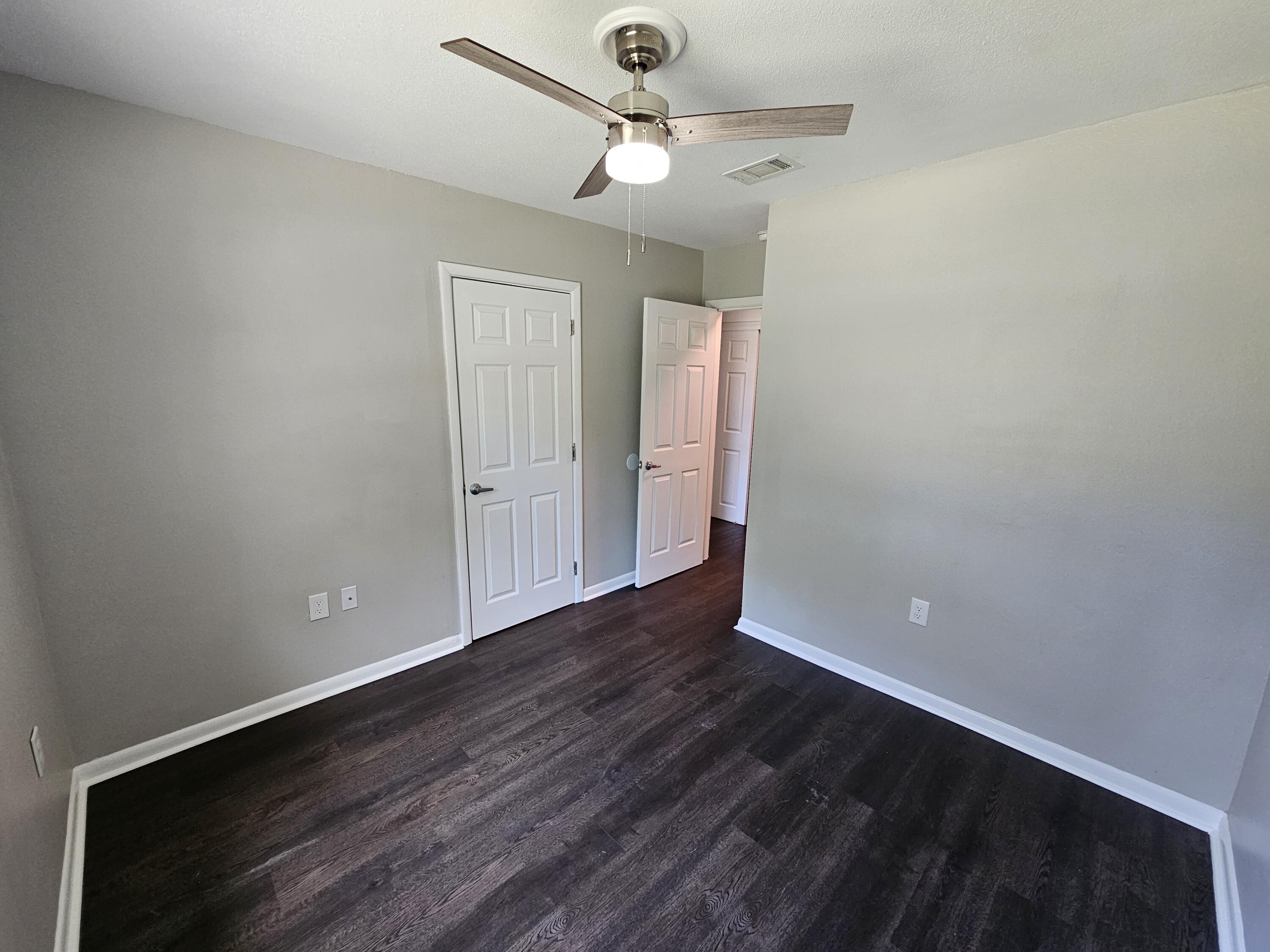 GARNIERS BEACH 6TH - Residential Lease