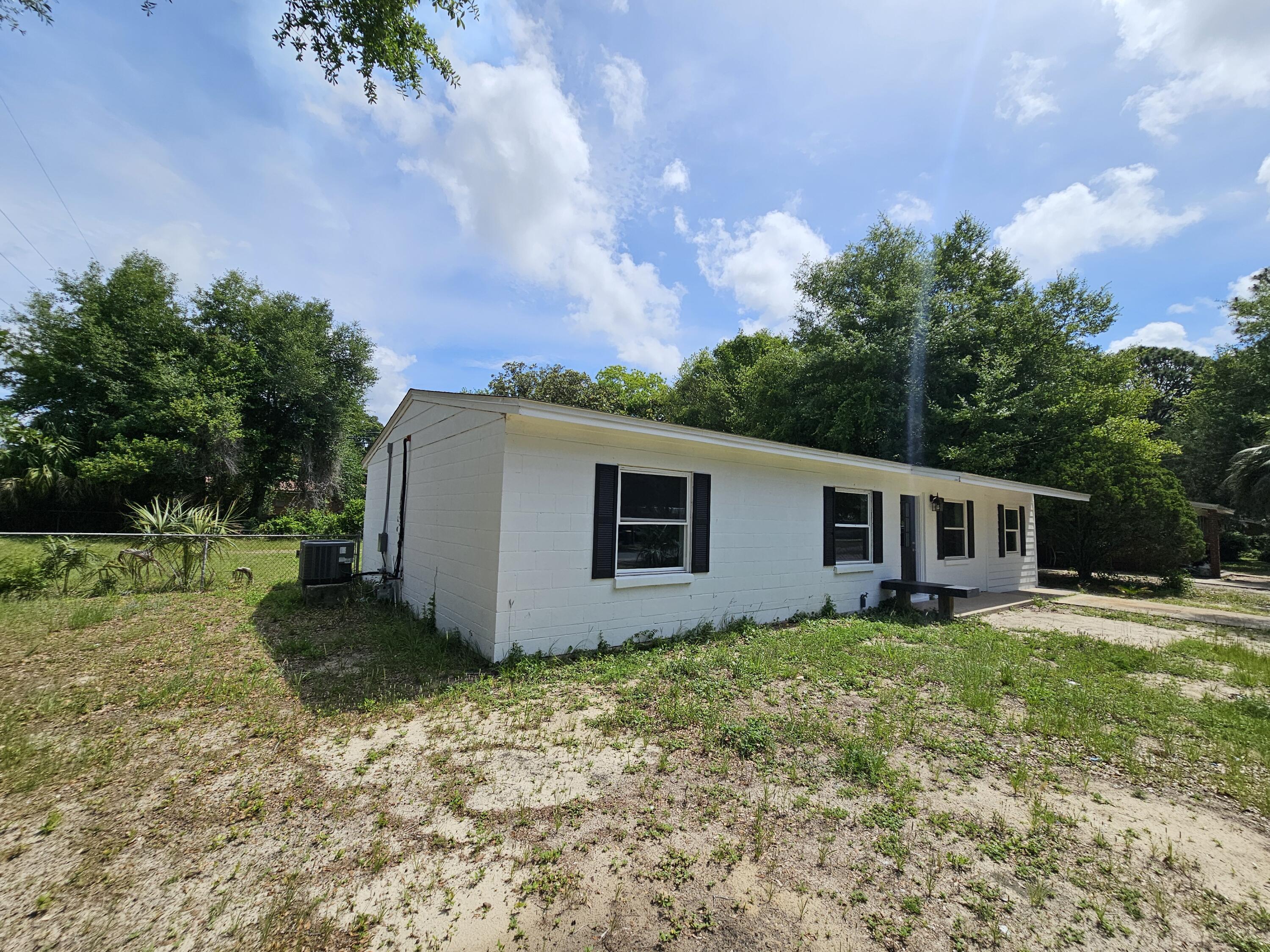 GARNIERS BEACH 6TH - Residential Lease