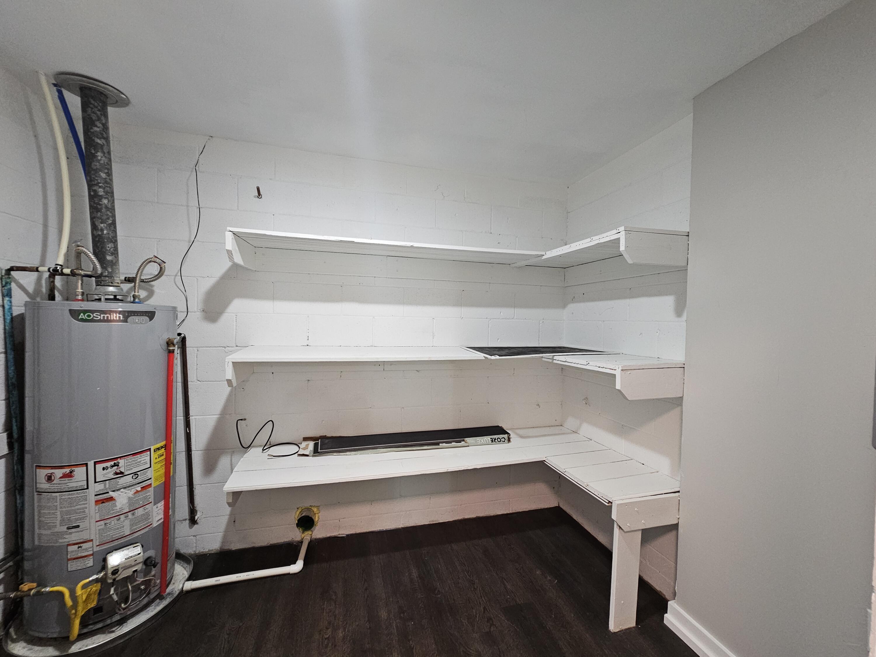 GARNIERS BEACH 6TH - Residential Lease