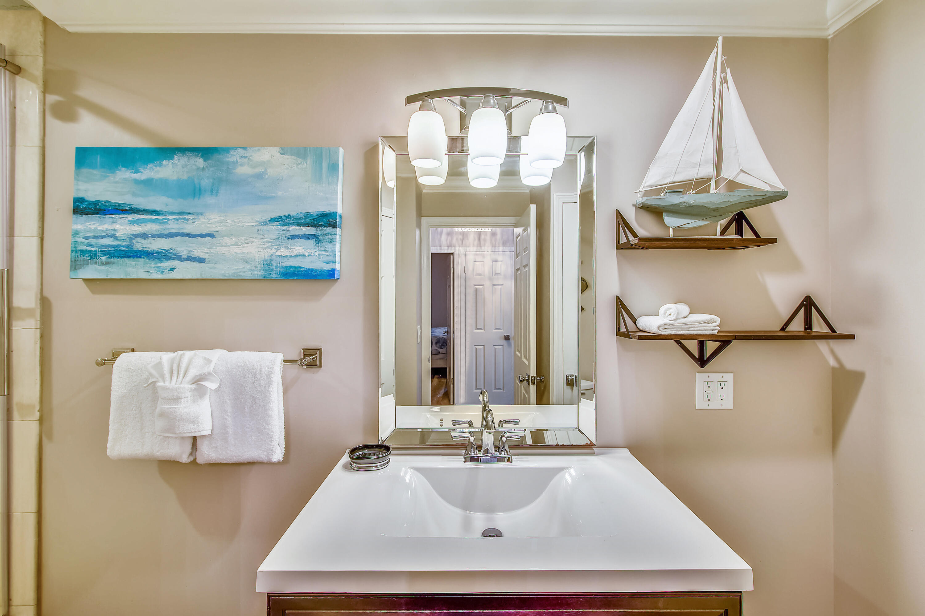 DESTIN TOWERS CONDO - Residential