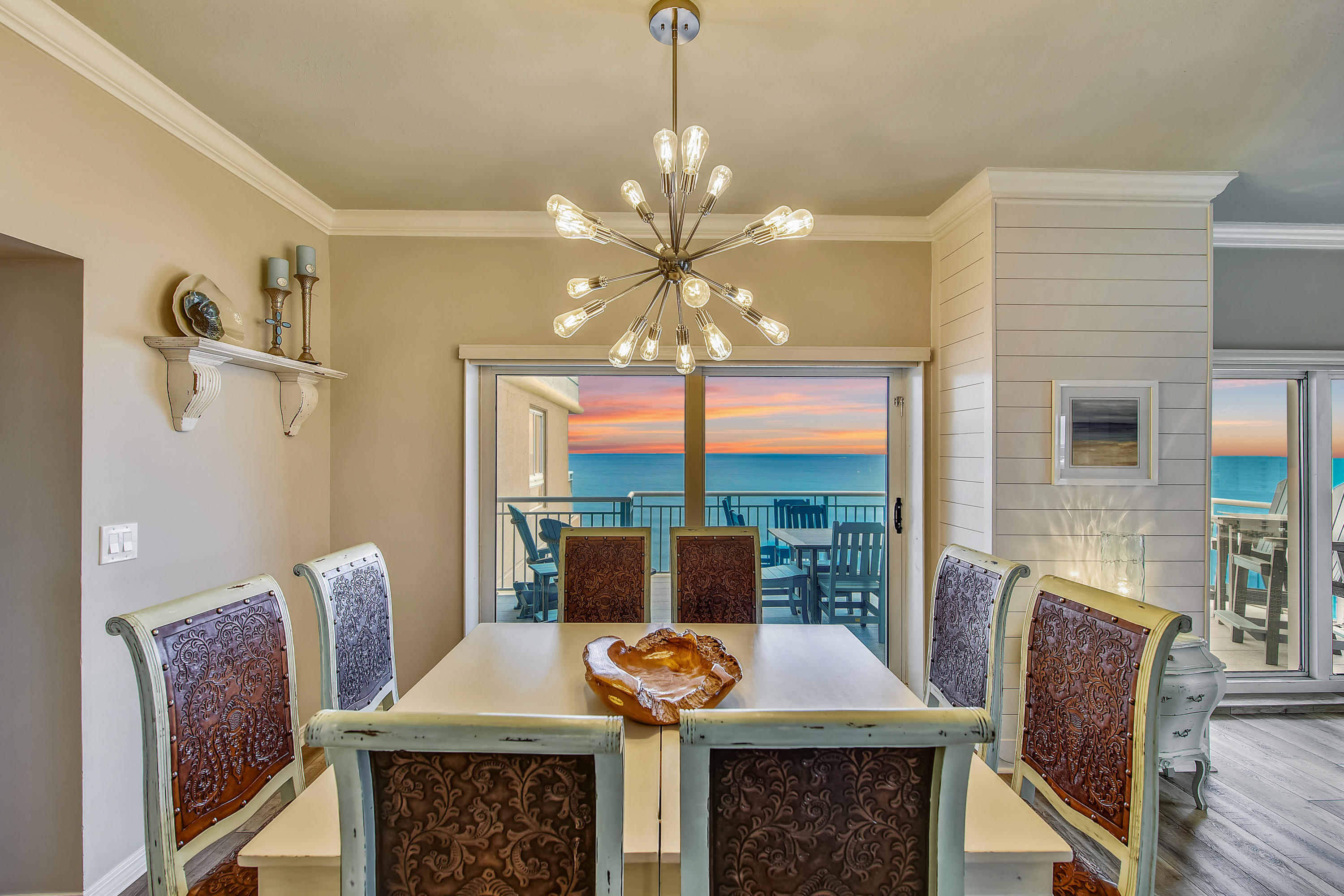 DESTIN TOWERS CONDO - Residential