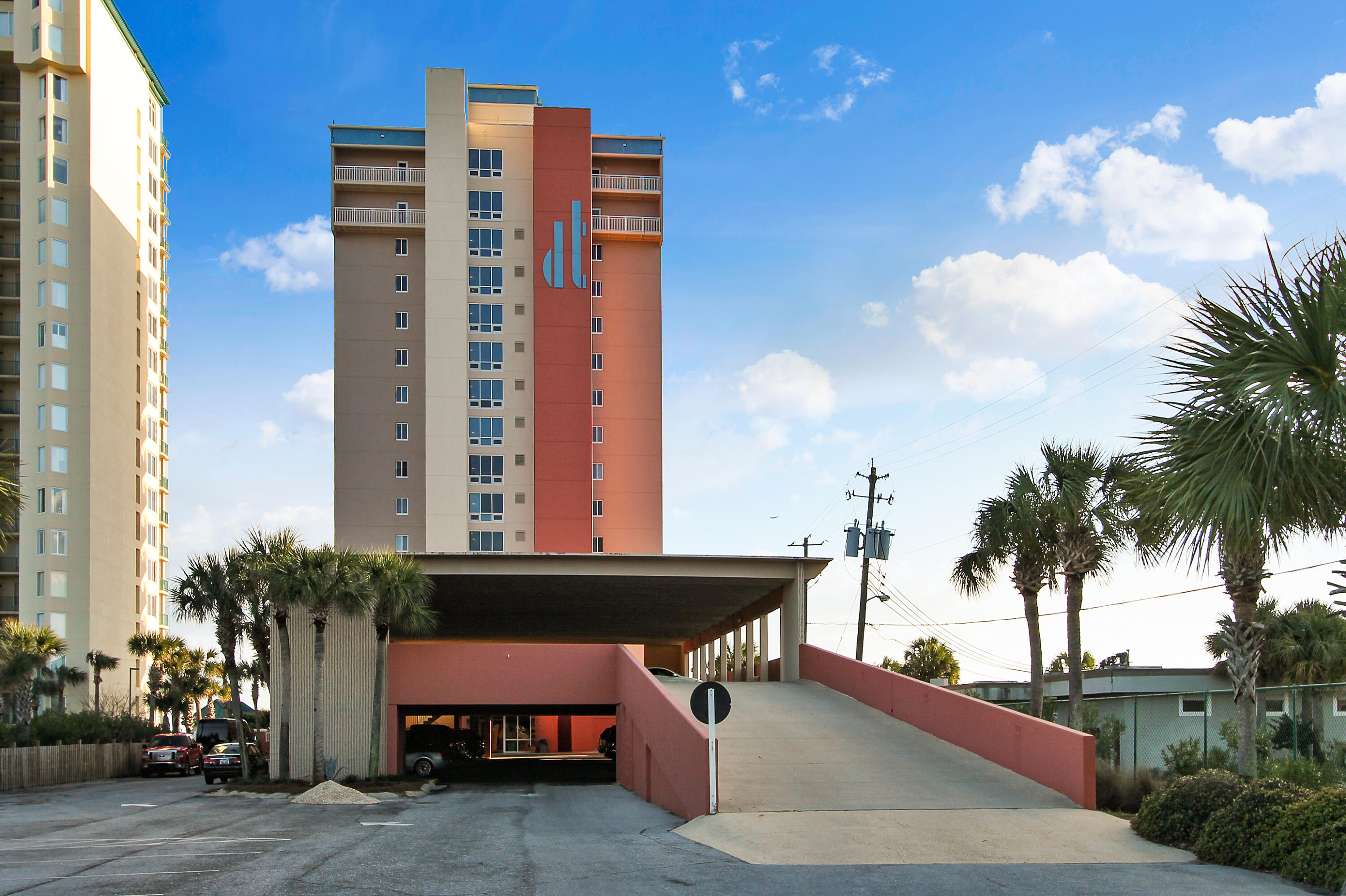 DESTIN TOWERS CONDO - Residential