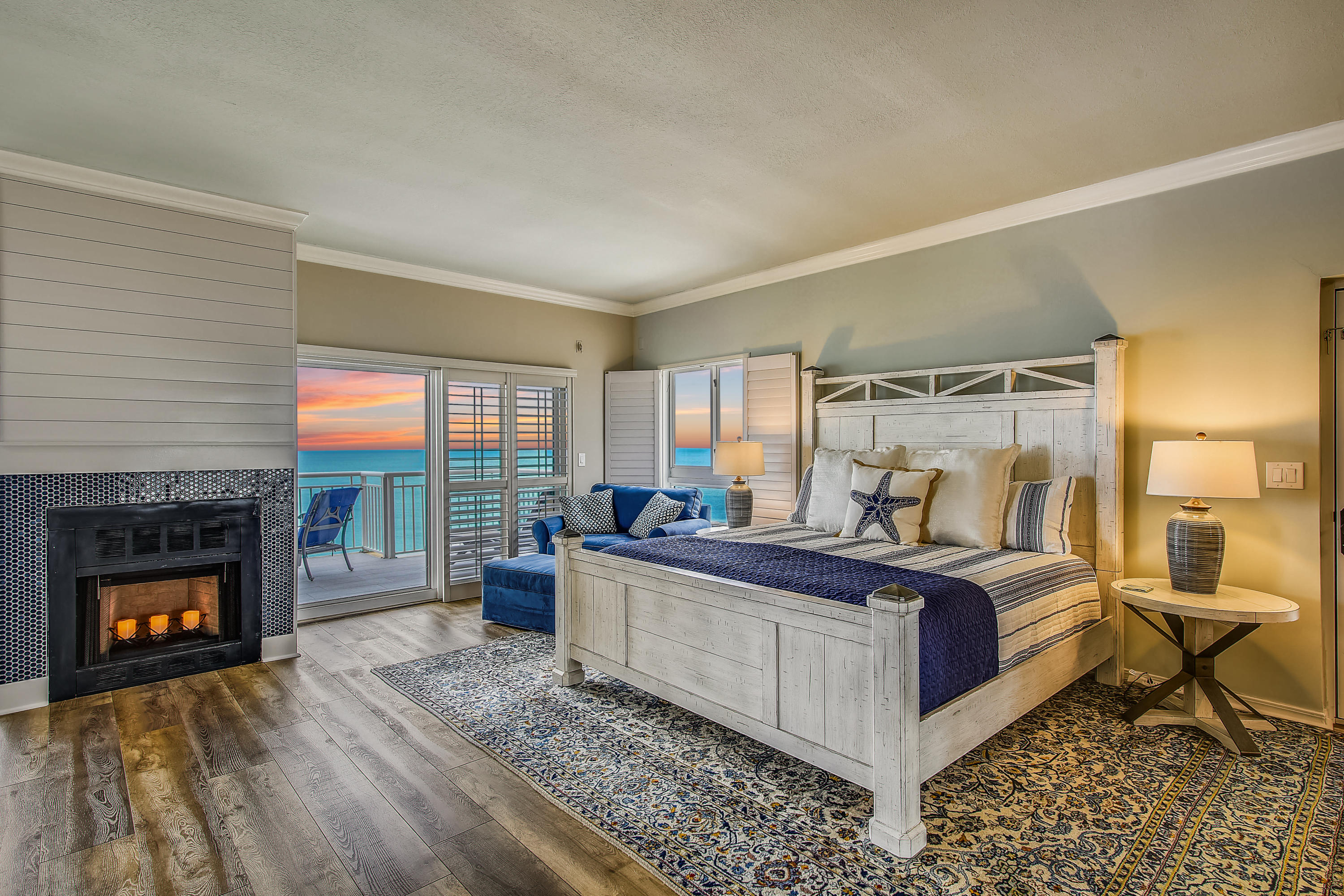 DESTIN TOWERS CONDO - Residential