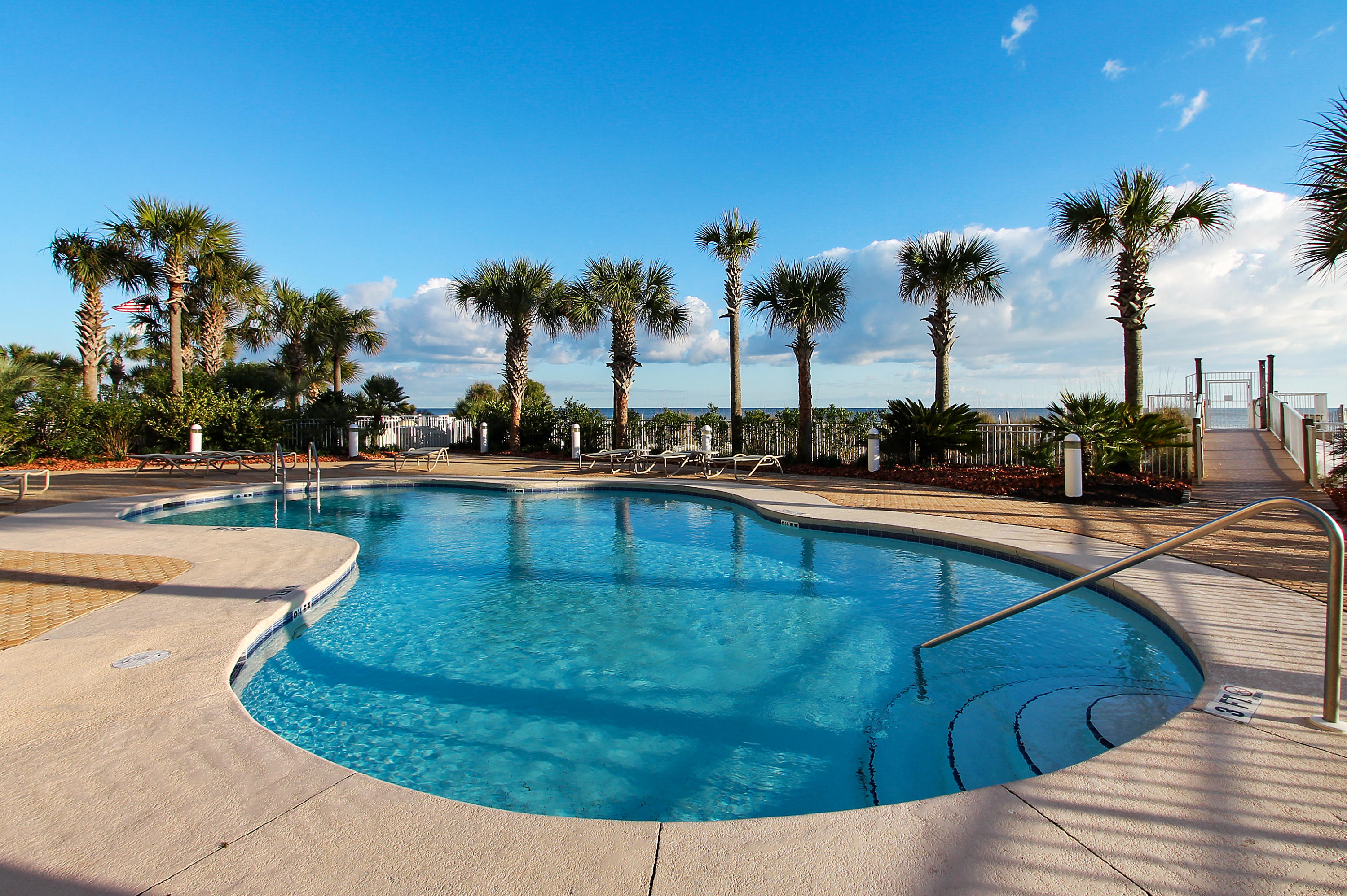 DESTIN TOWERS CONDO - Residential
